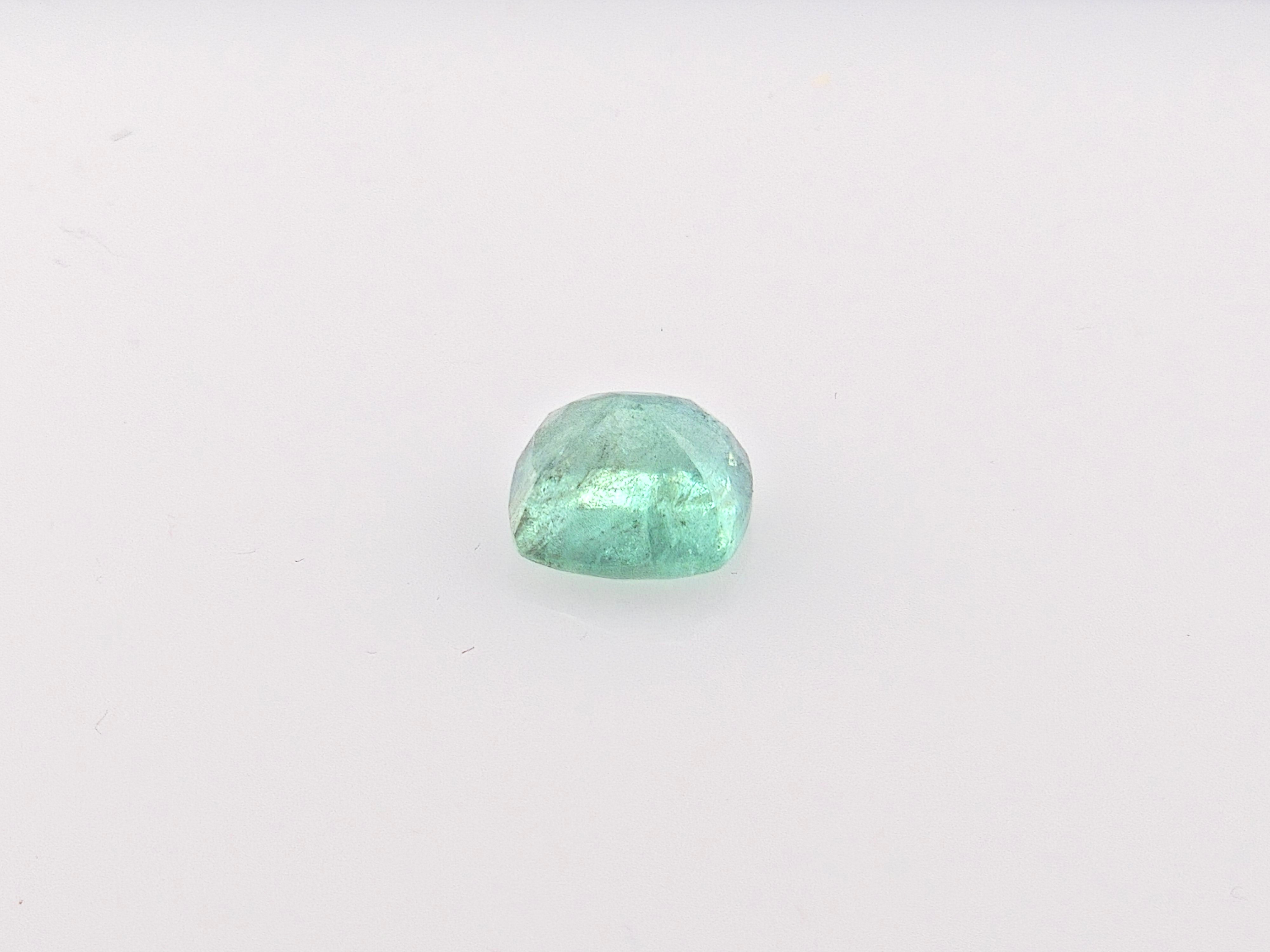 EMERALD- 3 Carats