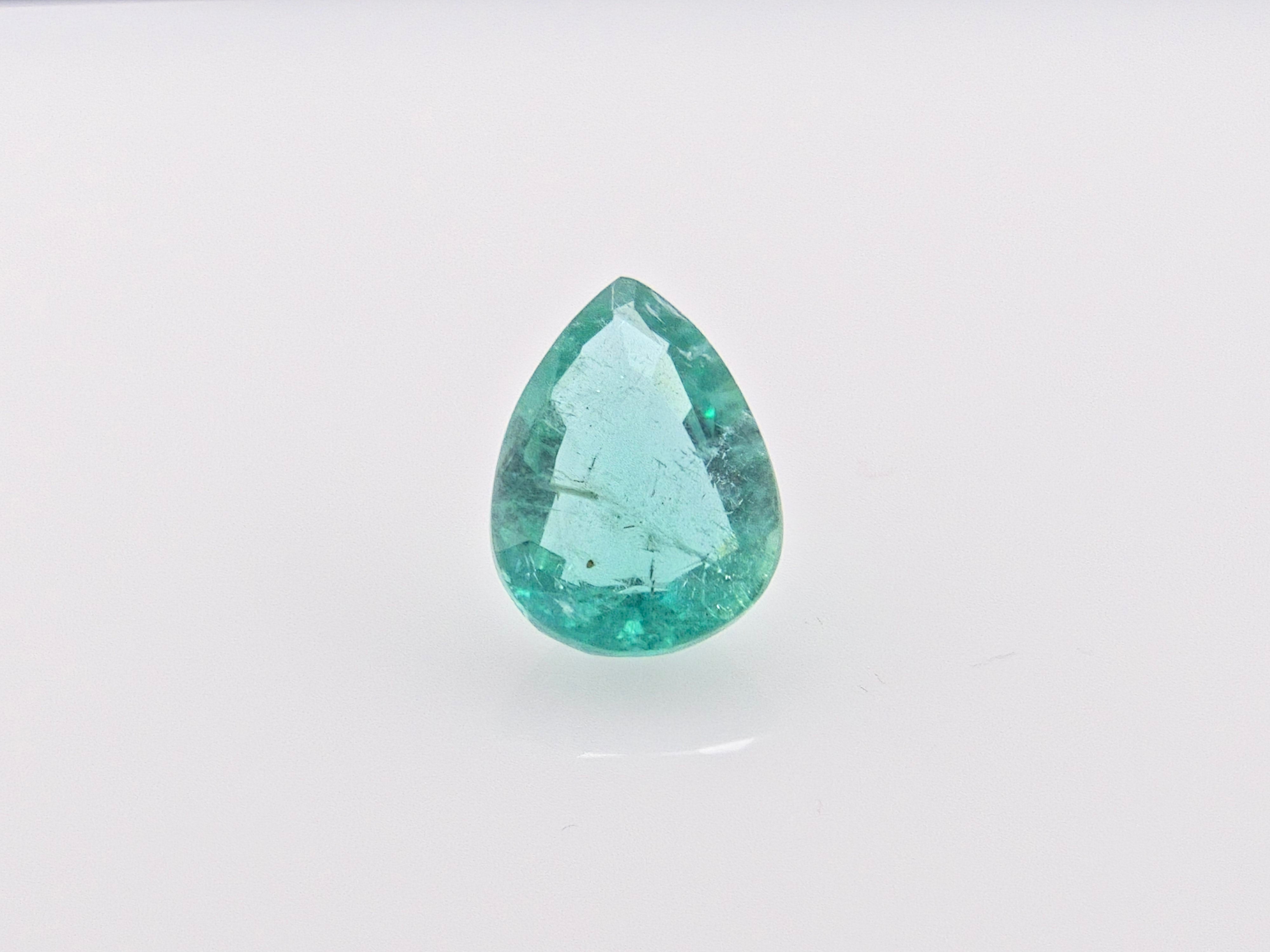 EMERALD- 4.39 Carats