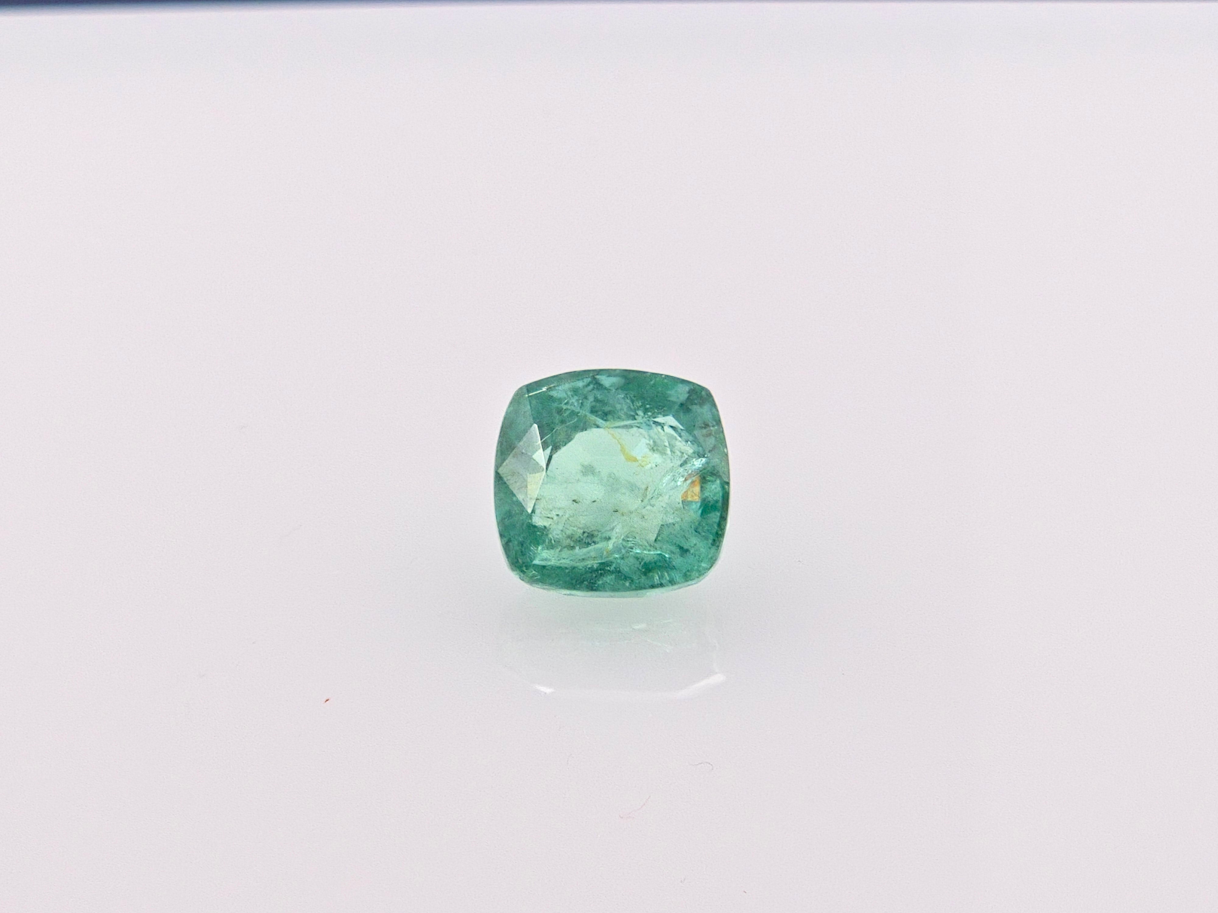 EMERALD - 3.82 CARATS