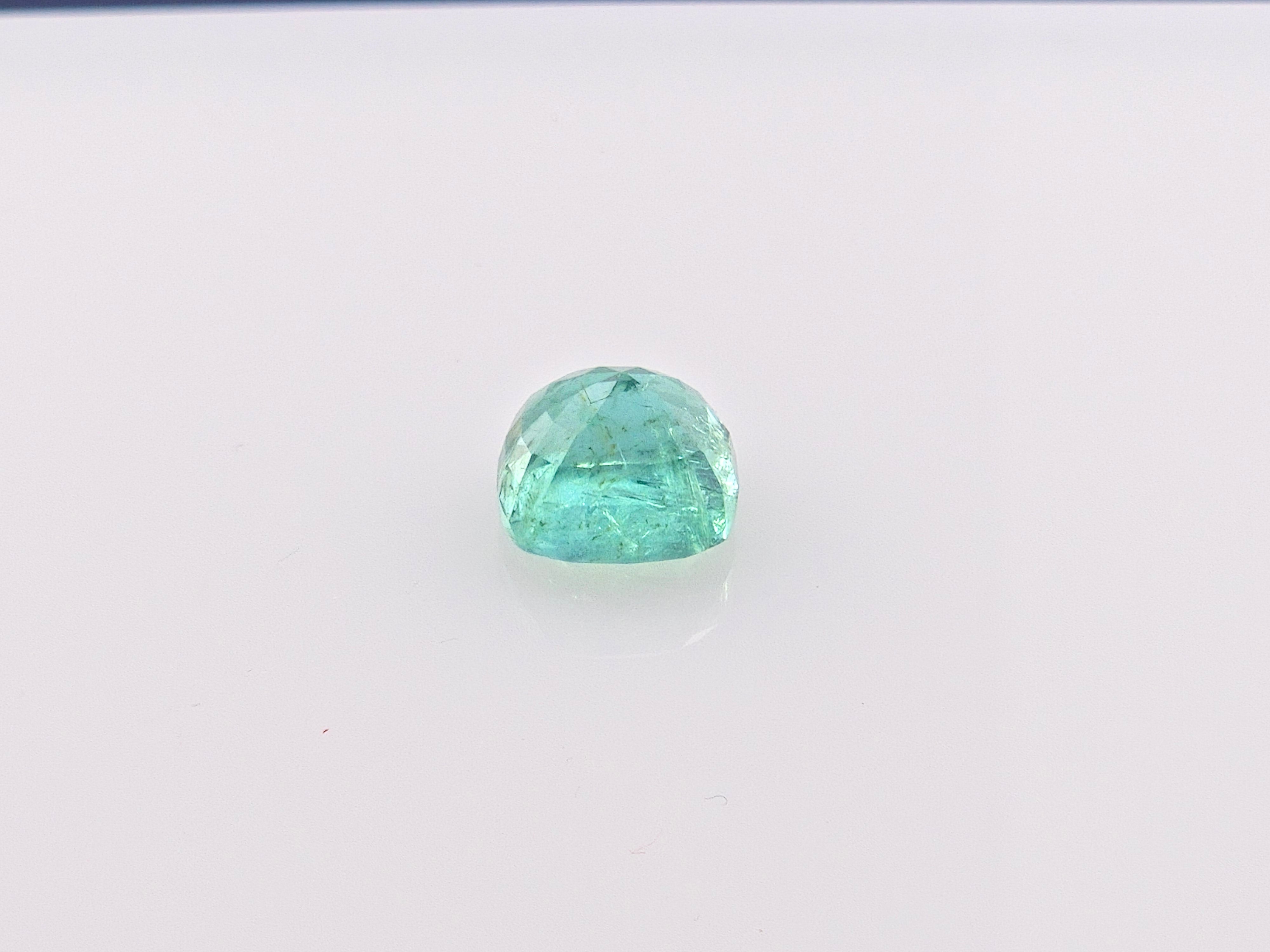 EMERALD - 3.82 CARATS