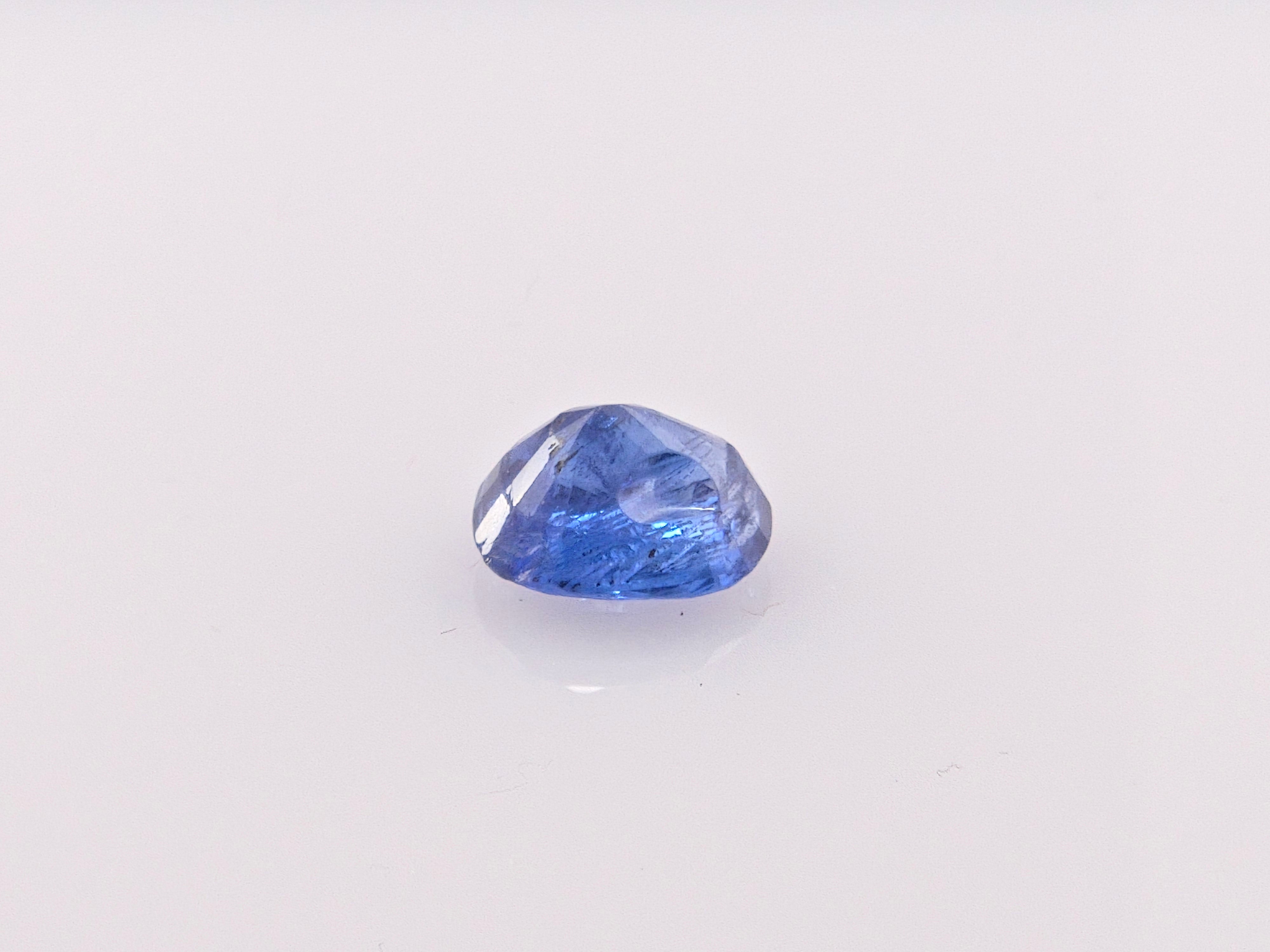 BLUE SAPPHIRE - 4.95 Carats