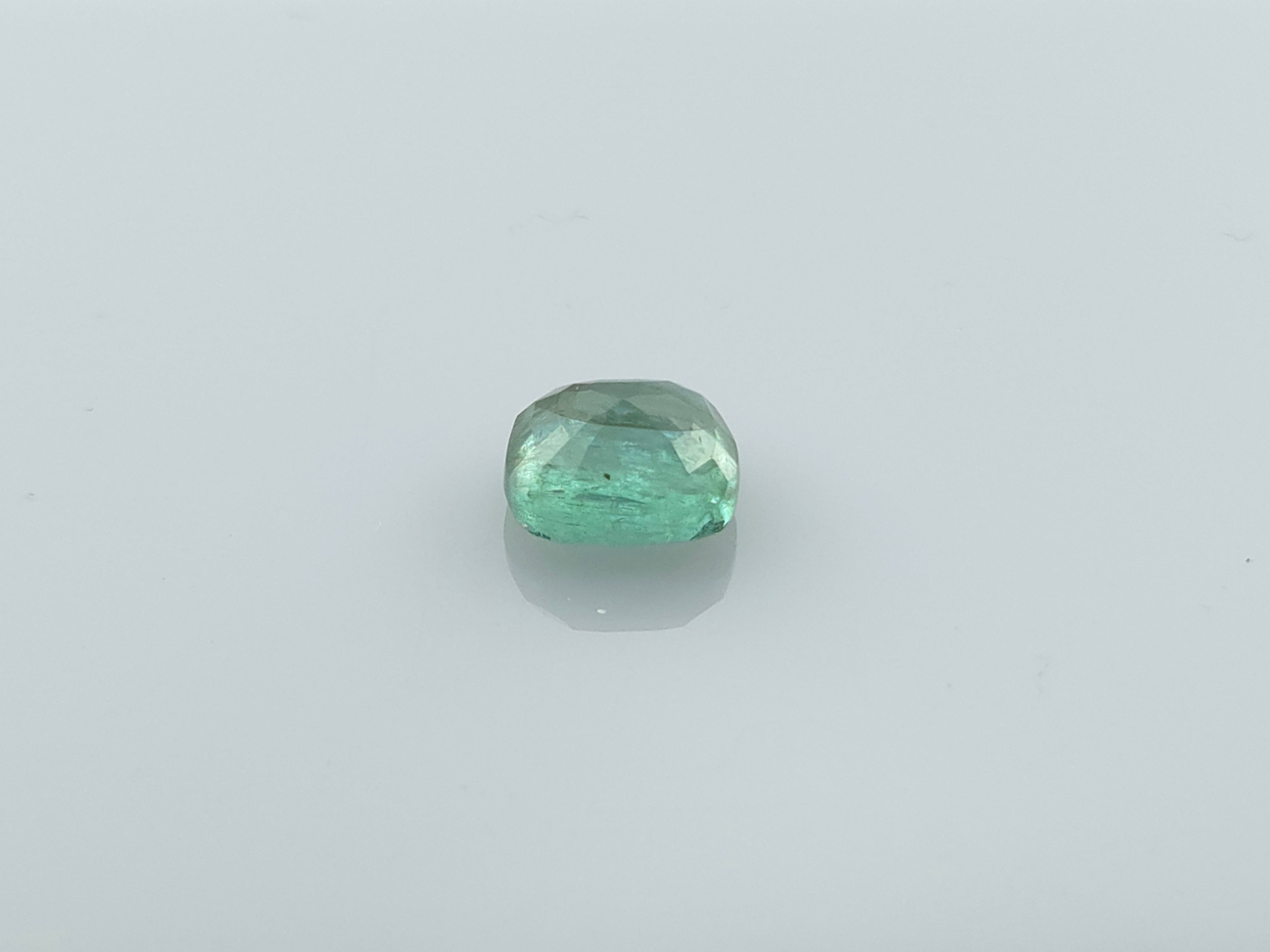 EMERALD - 4 CARATS