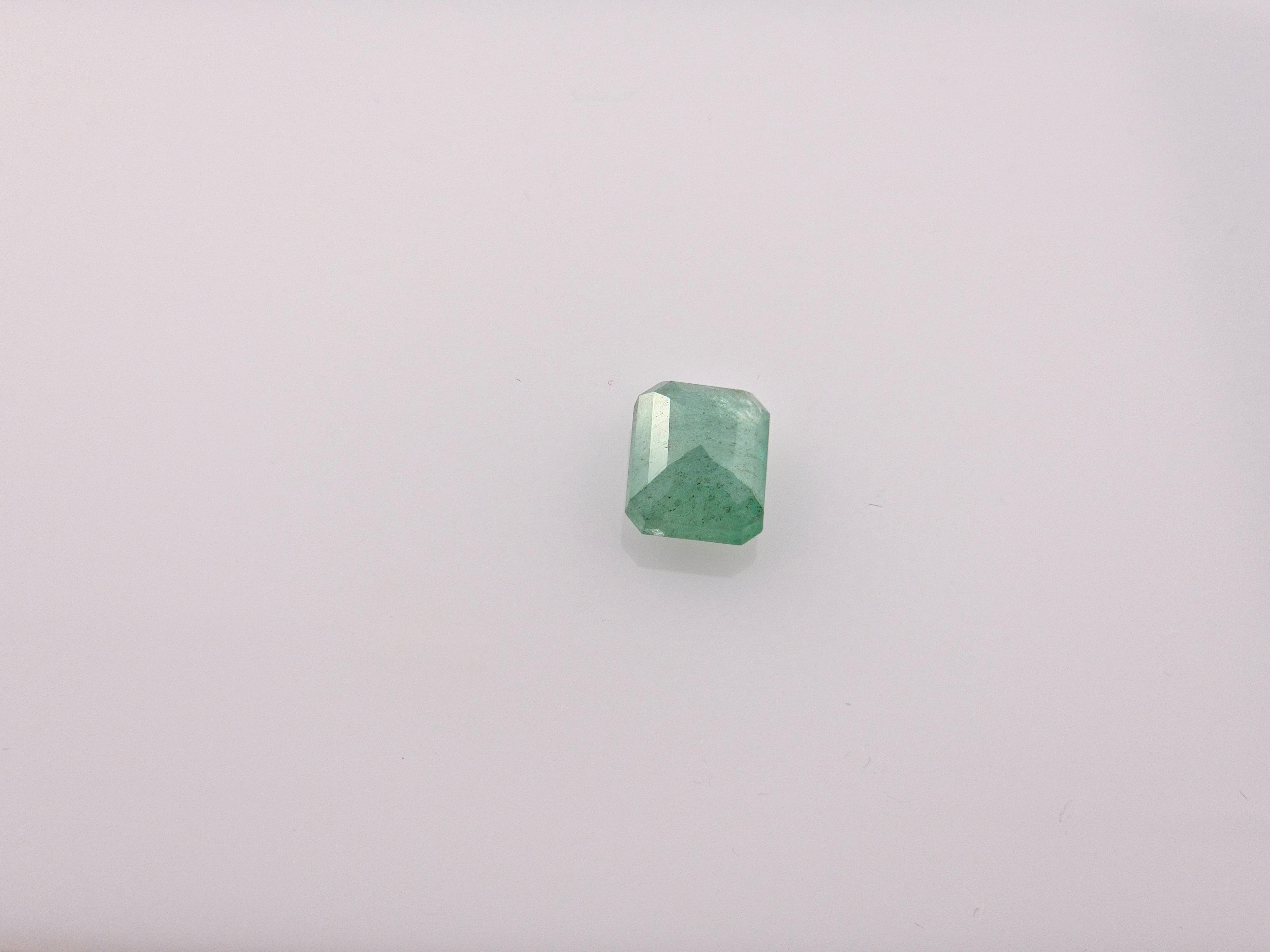 EMERALD- 3.78 Carats