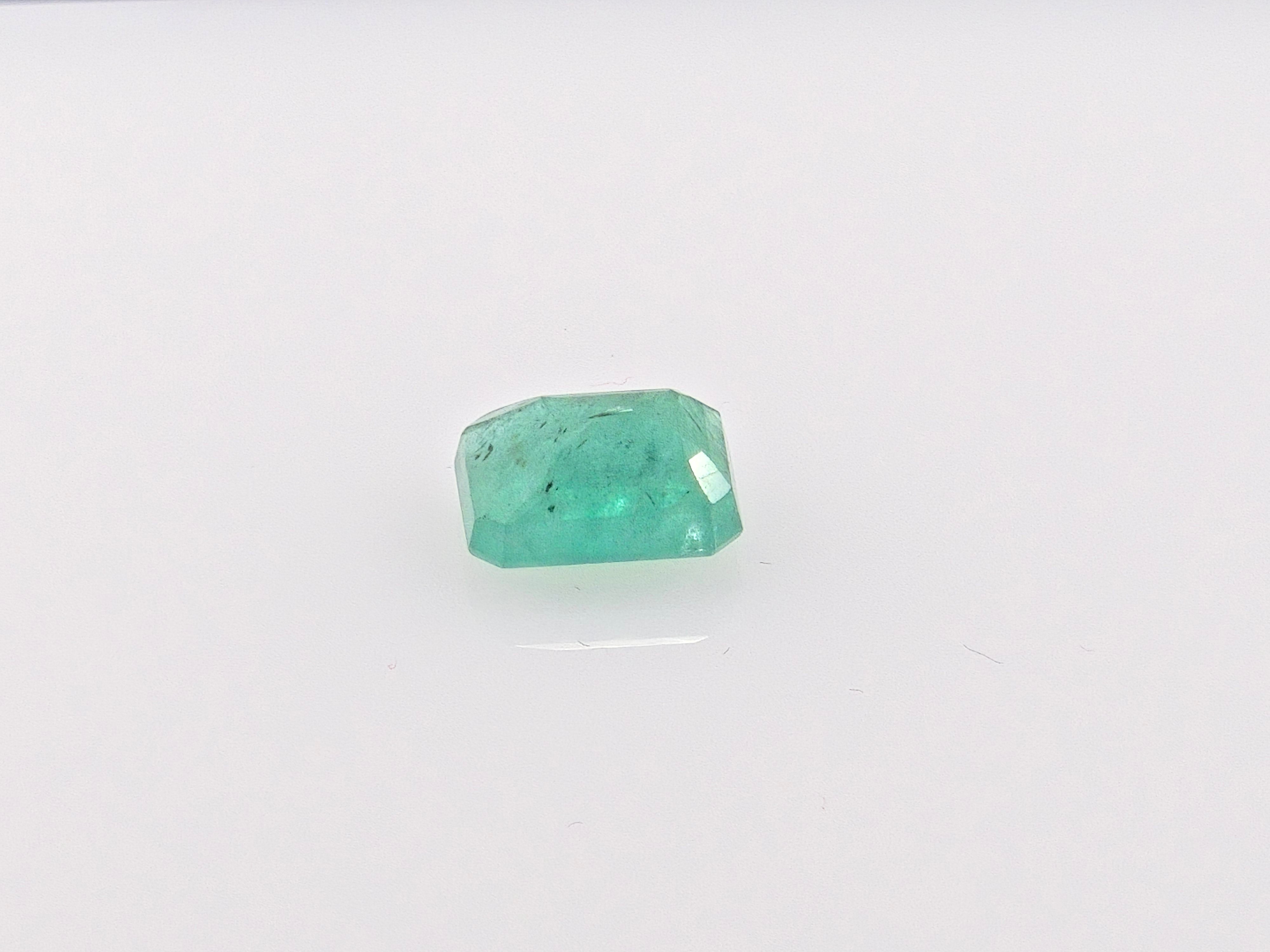 EMERALD- 3.32 Carats