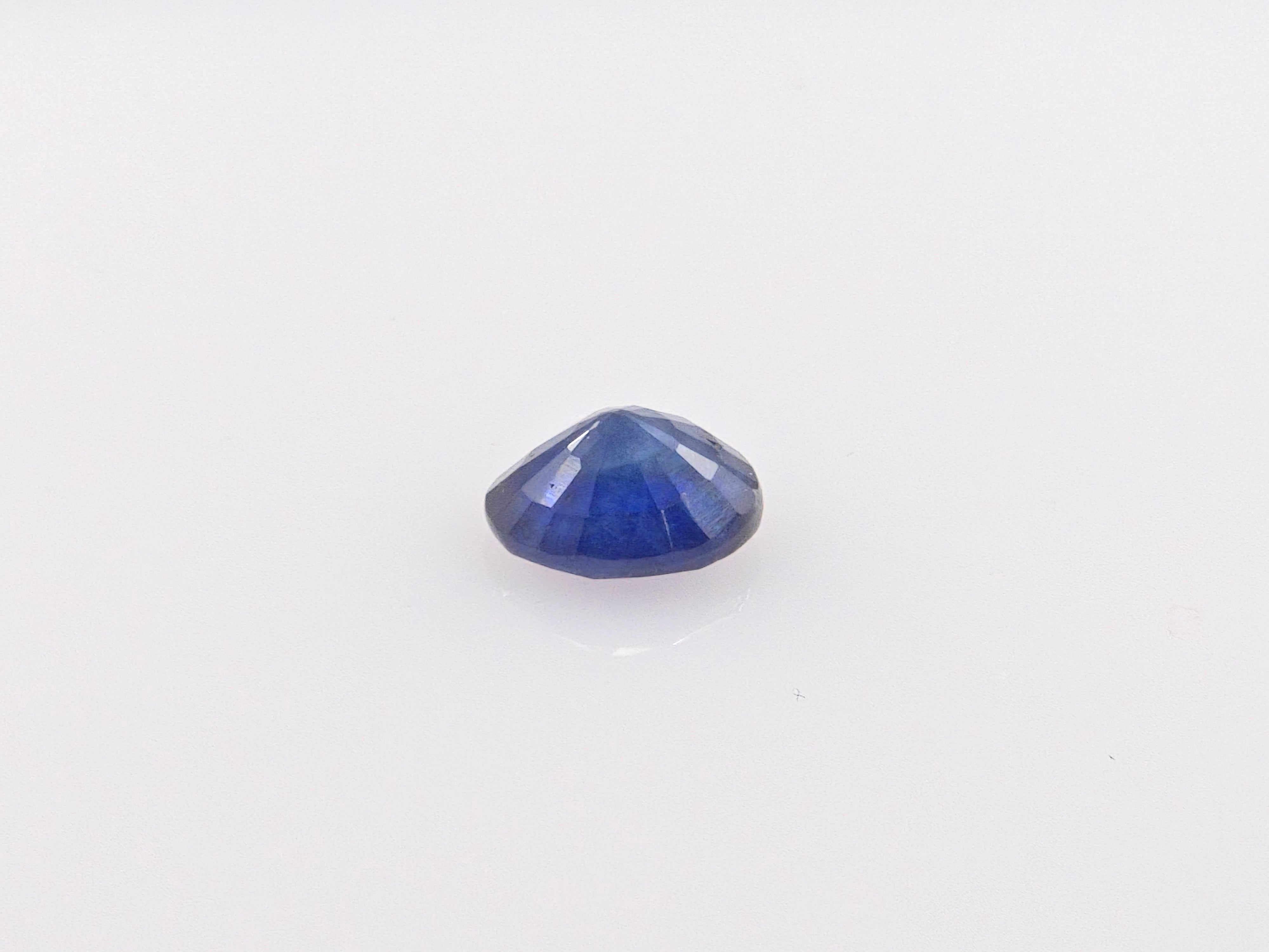 BLUE SAPPHIRE- 3.07 Carats