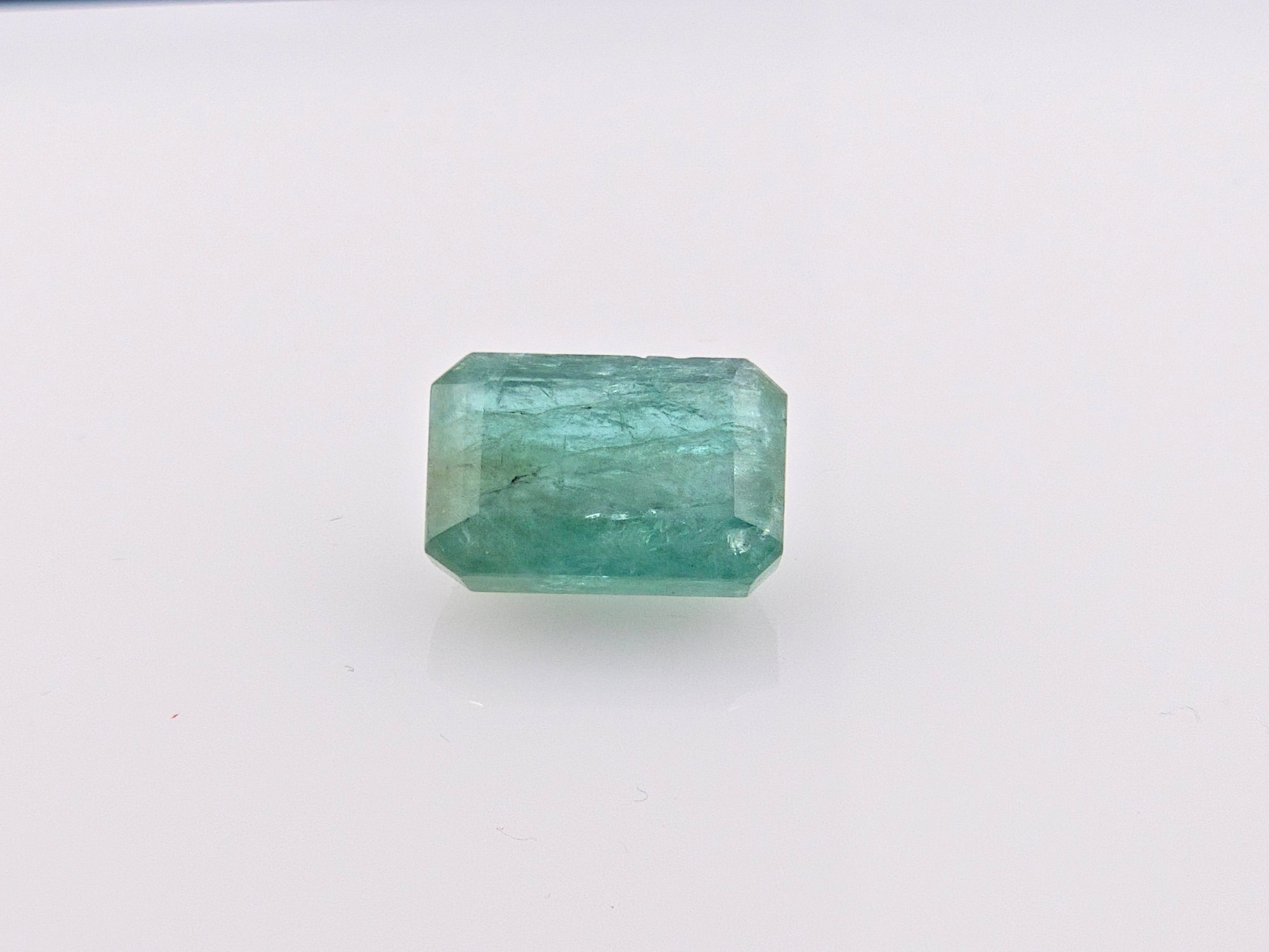 EMERALD- 7.05 Carats