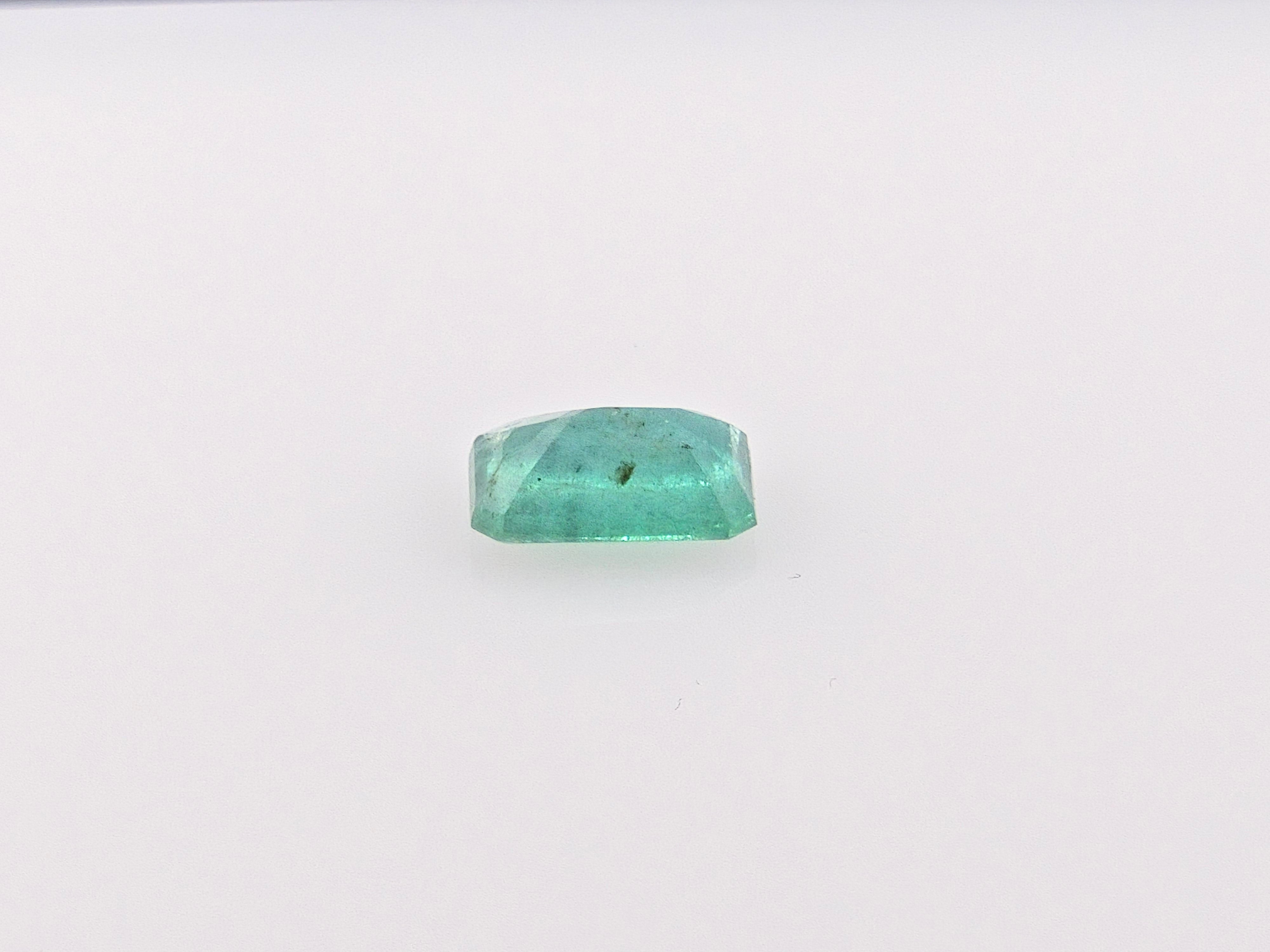 EMERALD- 2.76 Carats