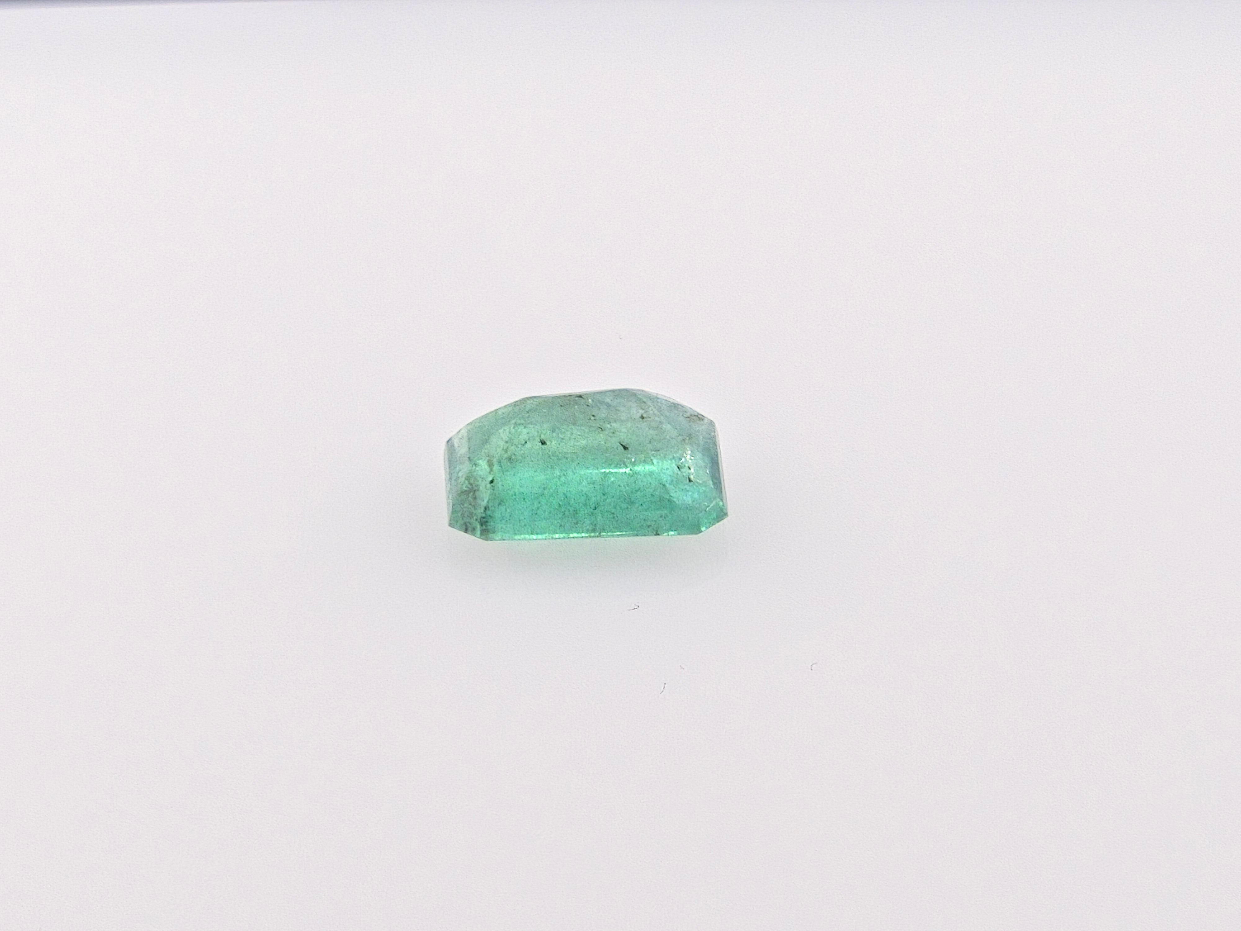 EMERALD- 2.76 Carats
