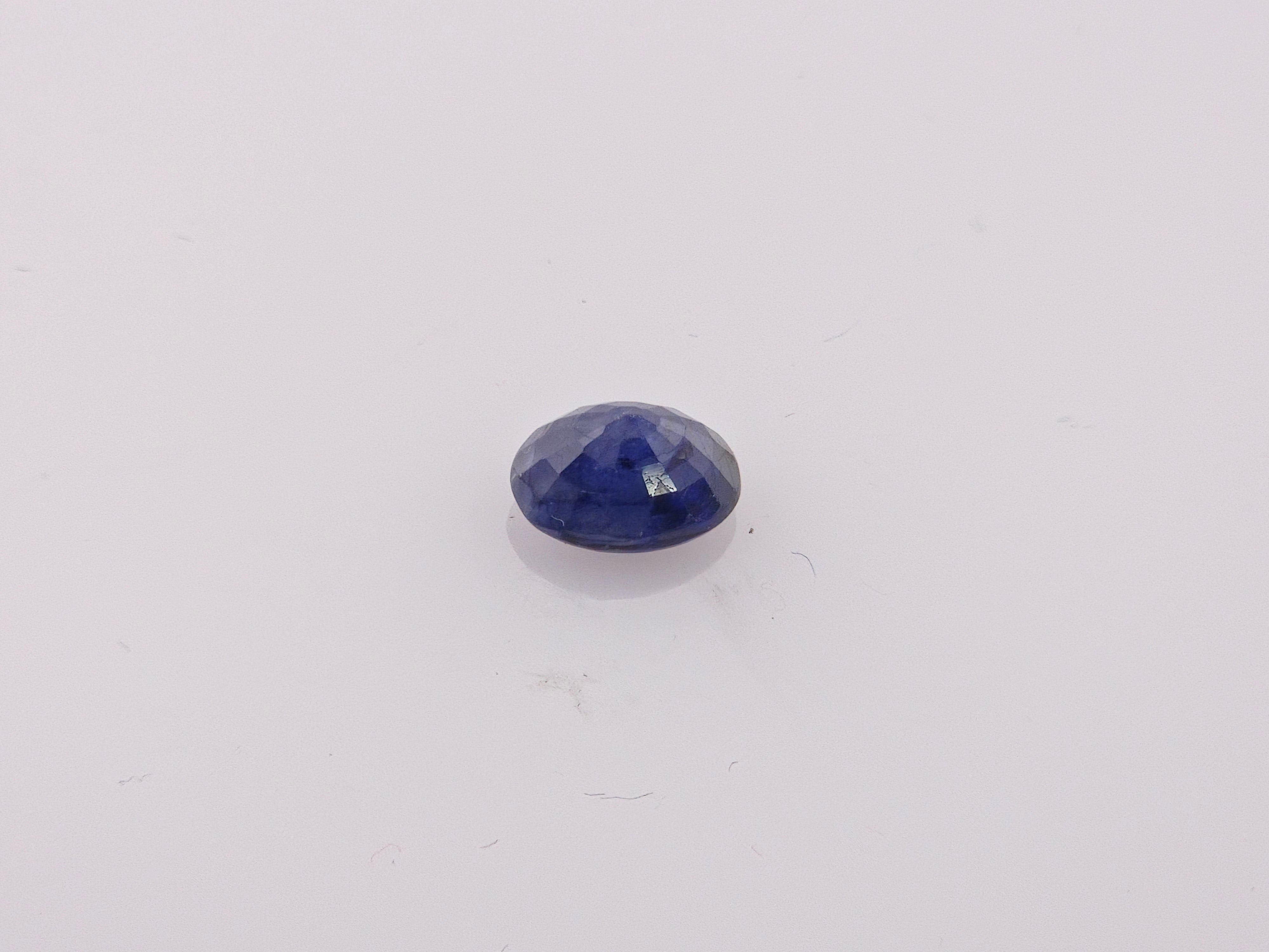 BLUE SAPPHIRE - 2.68 Carats