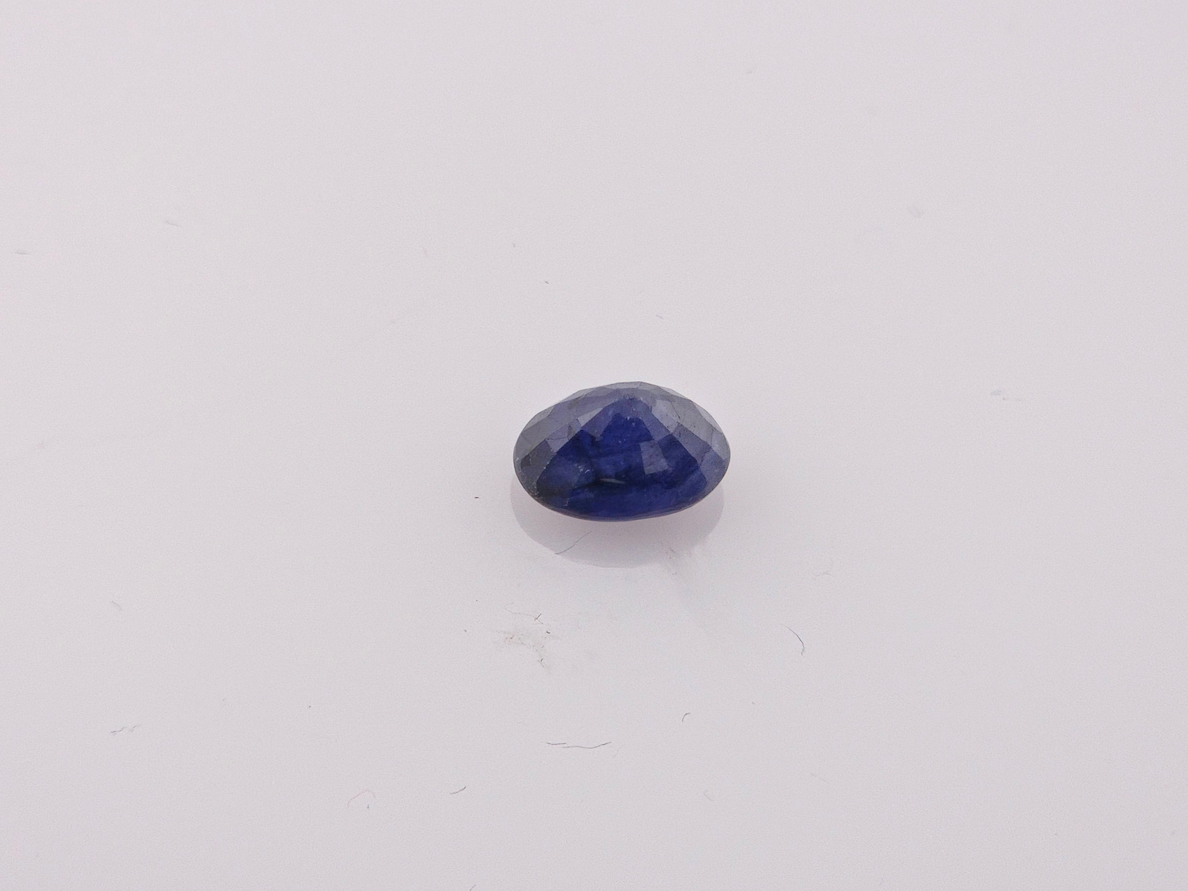 BLUE SAPPHIRE - 2.68 Carats