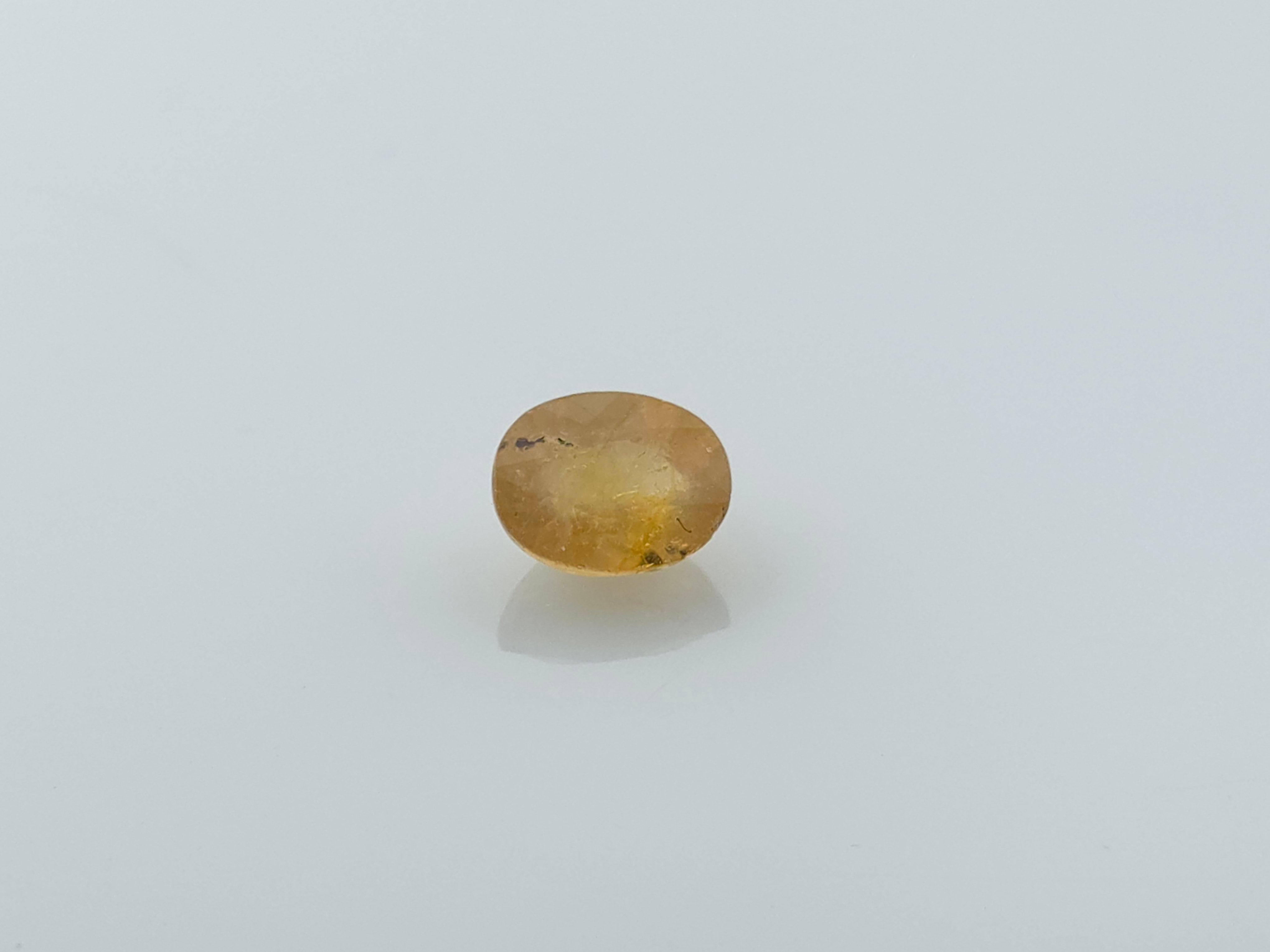 YELLOW SAPPHIRE - 2.98 CARATS
