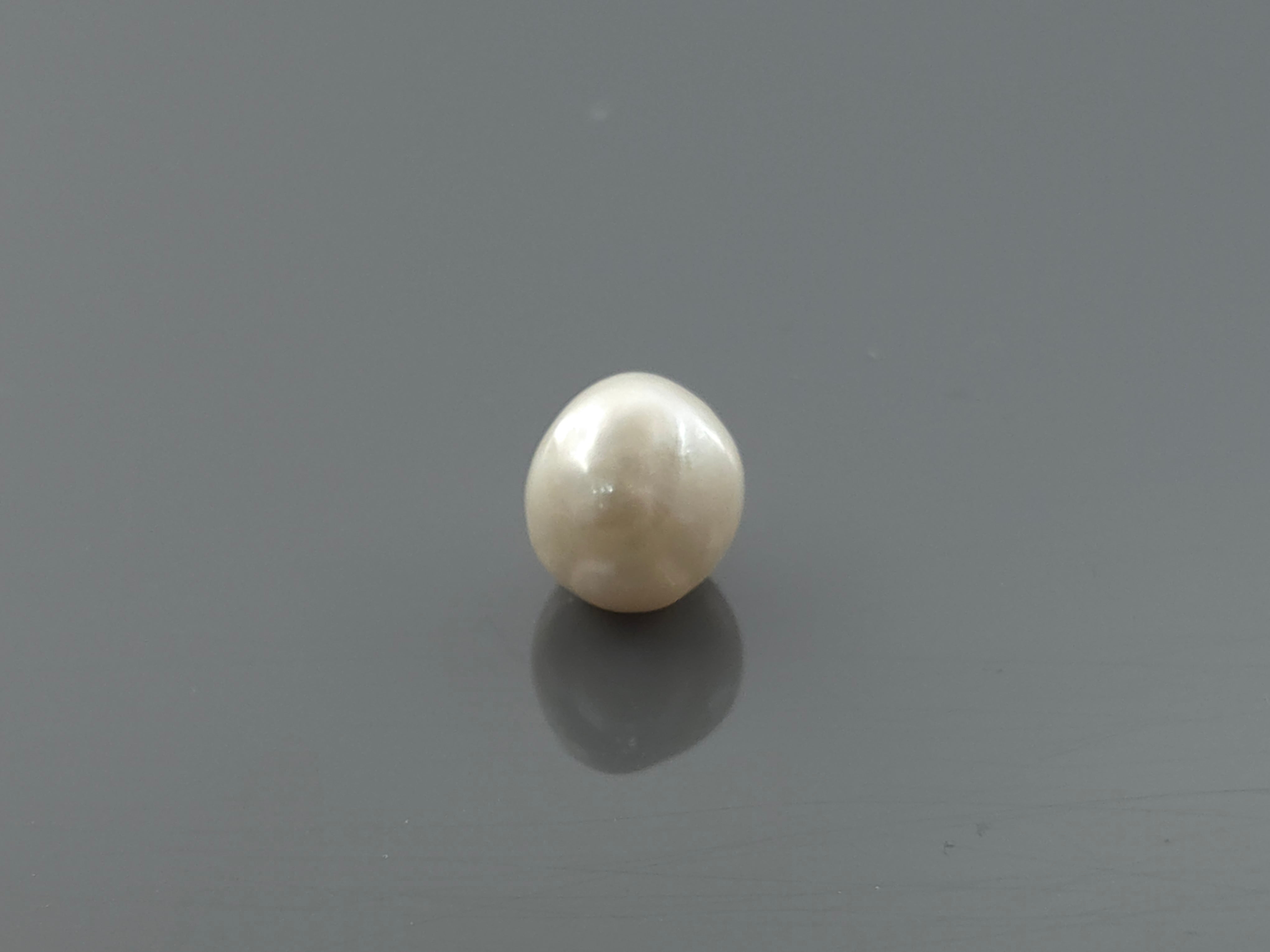 PEARL - 4.71 Carats