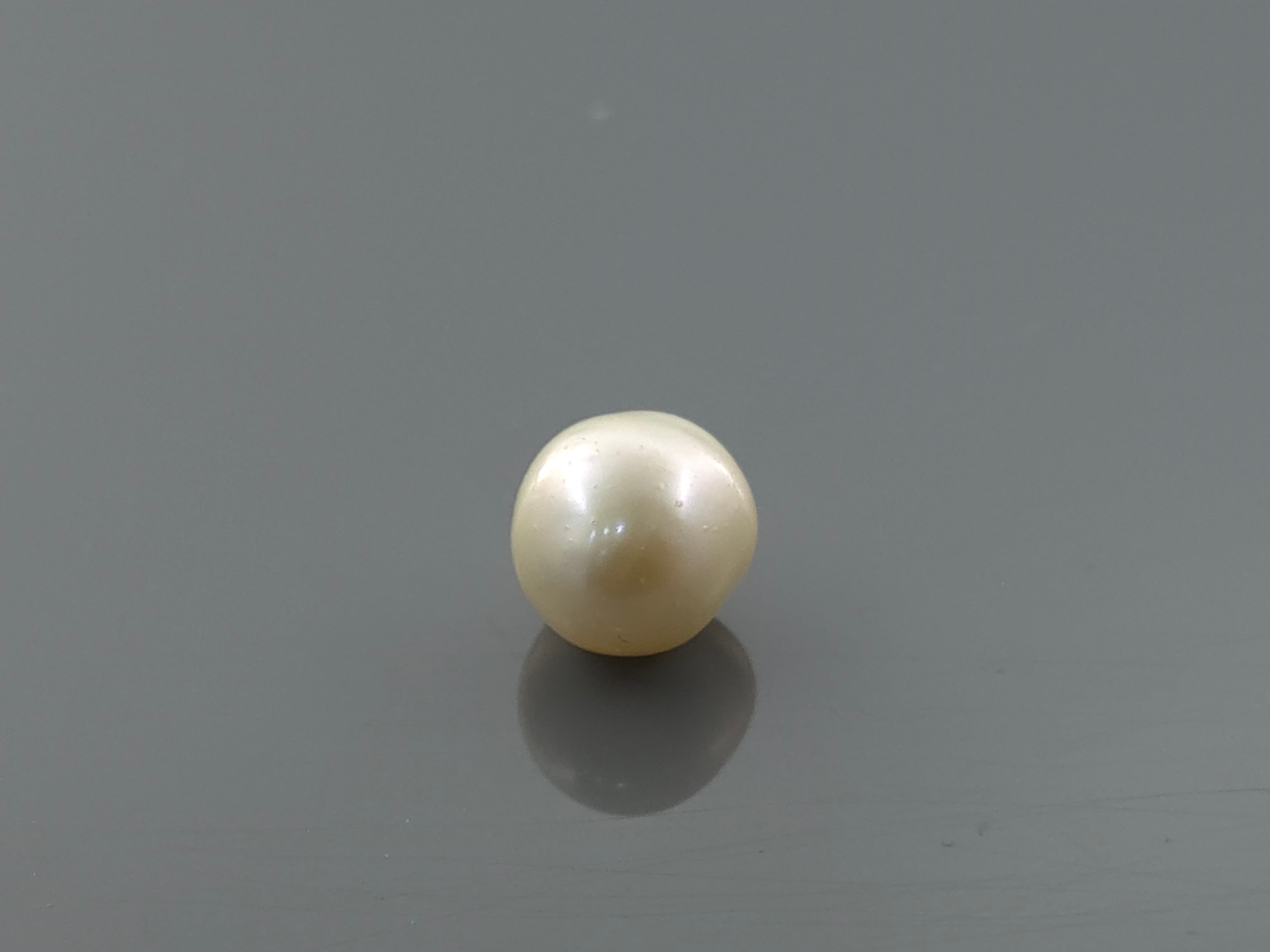 PEARL - 5.3 CARATS