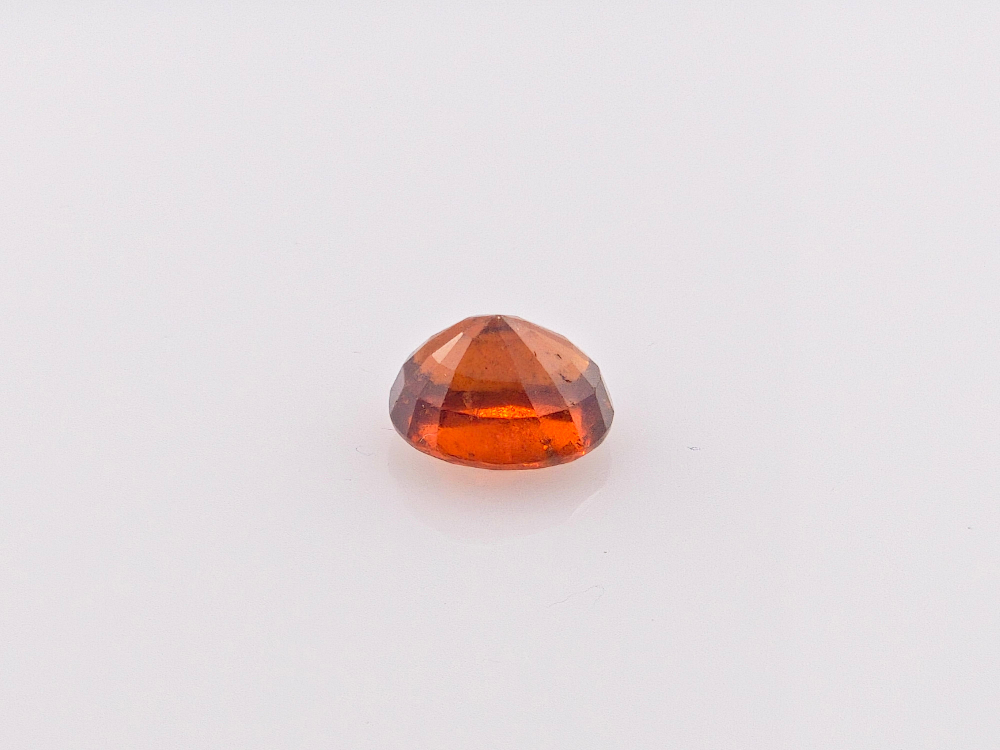 HESSONITE - 3.69 Carats