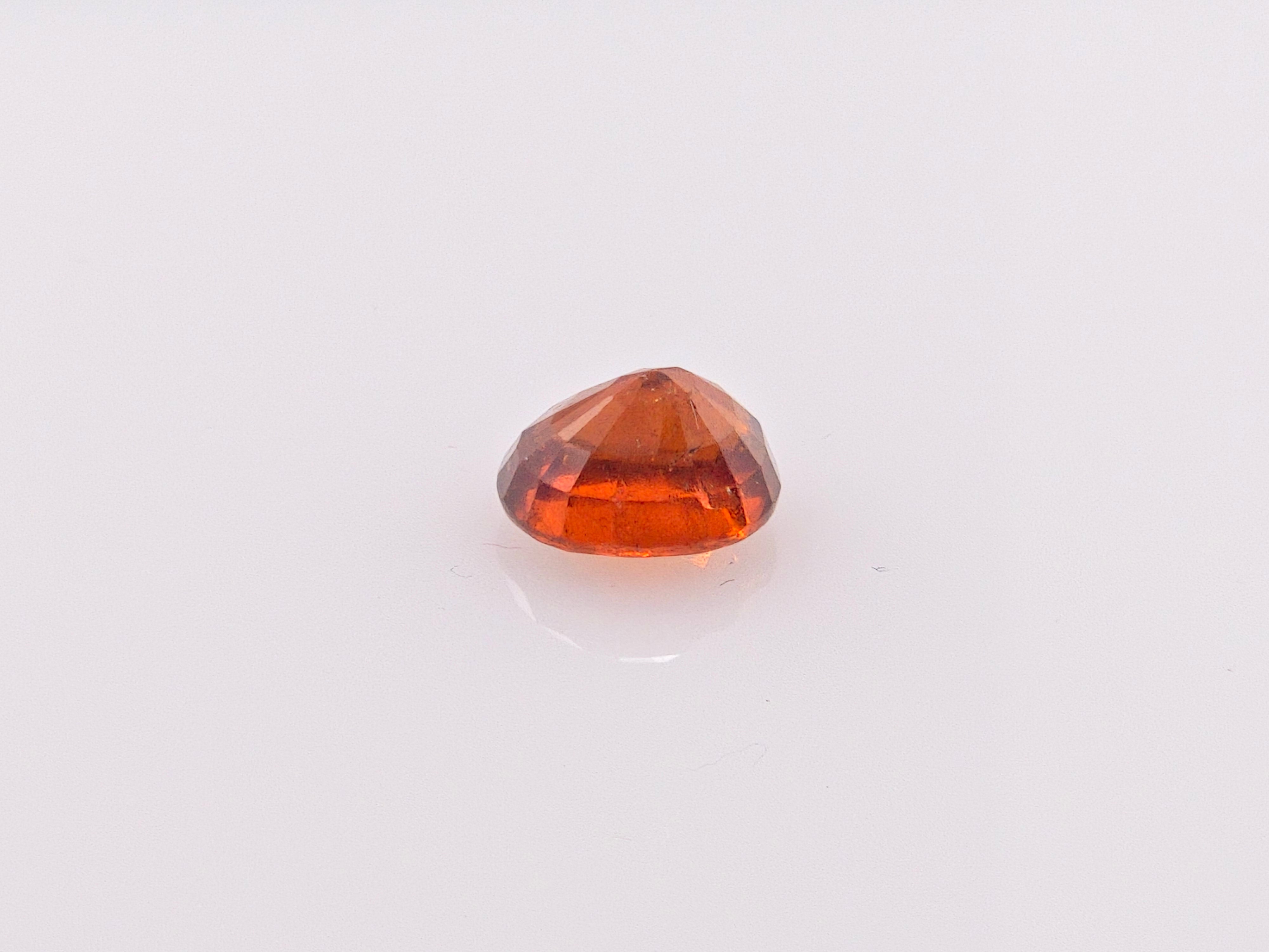 HESSONITE - 3.69 Carats