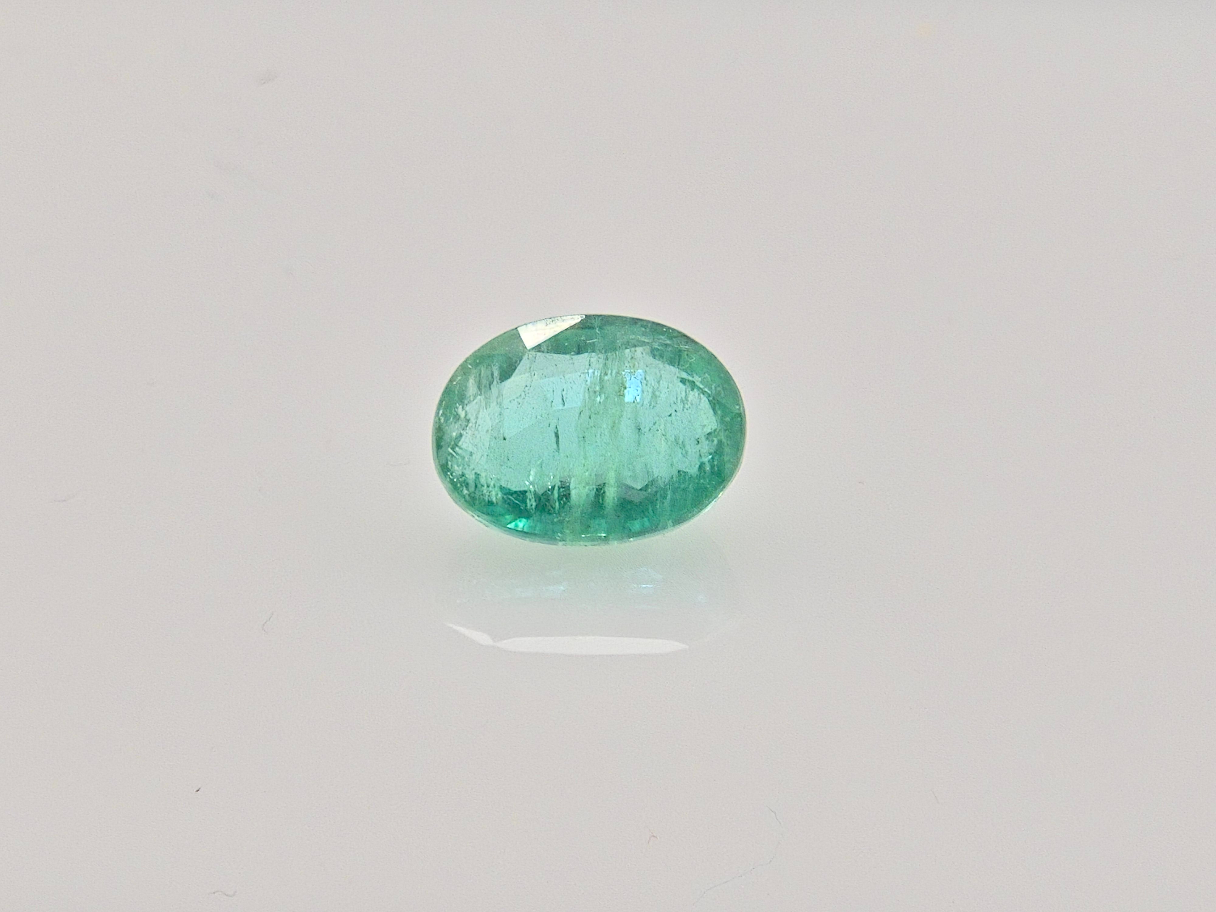 EMERALD - 4.73 Carats