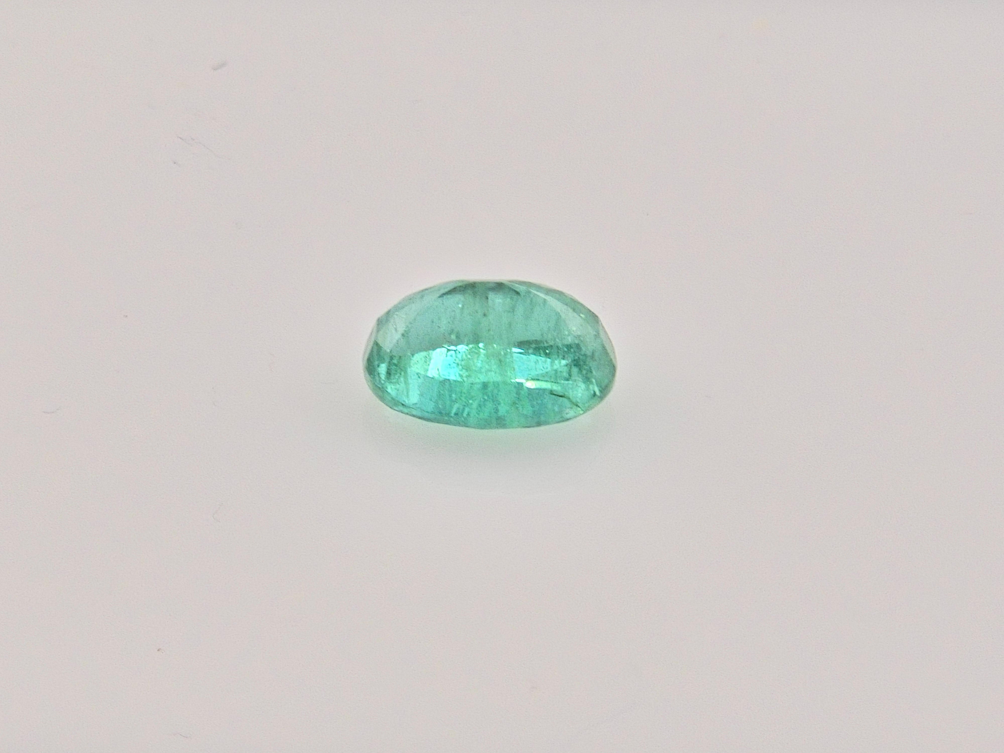 EMERALD - 4.73 Carats