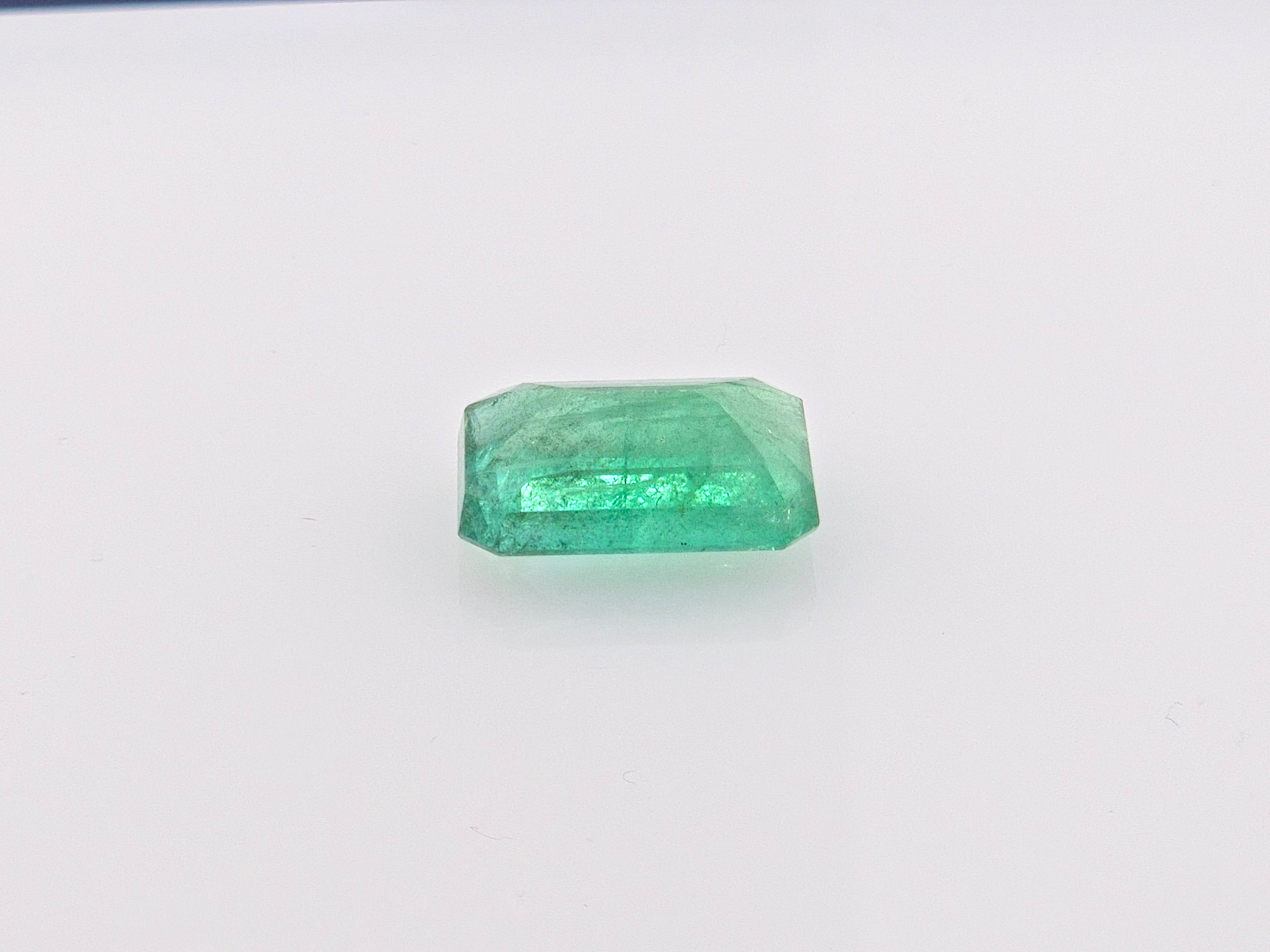 EMERALD - 6.08 Carats