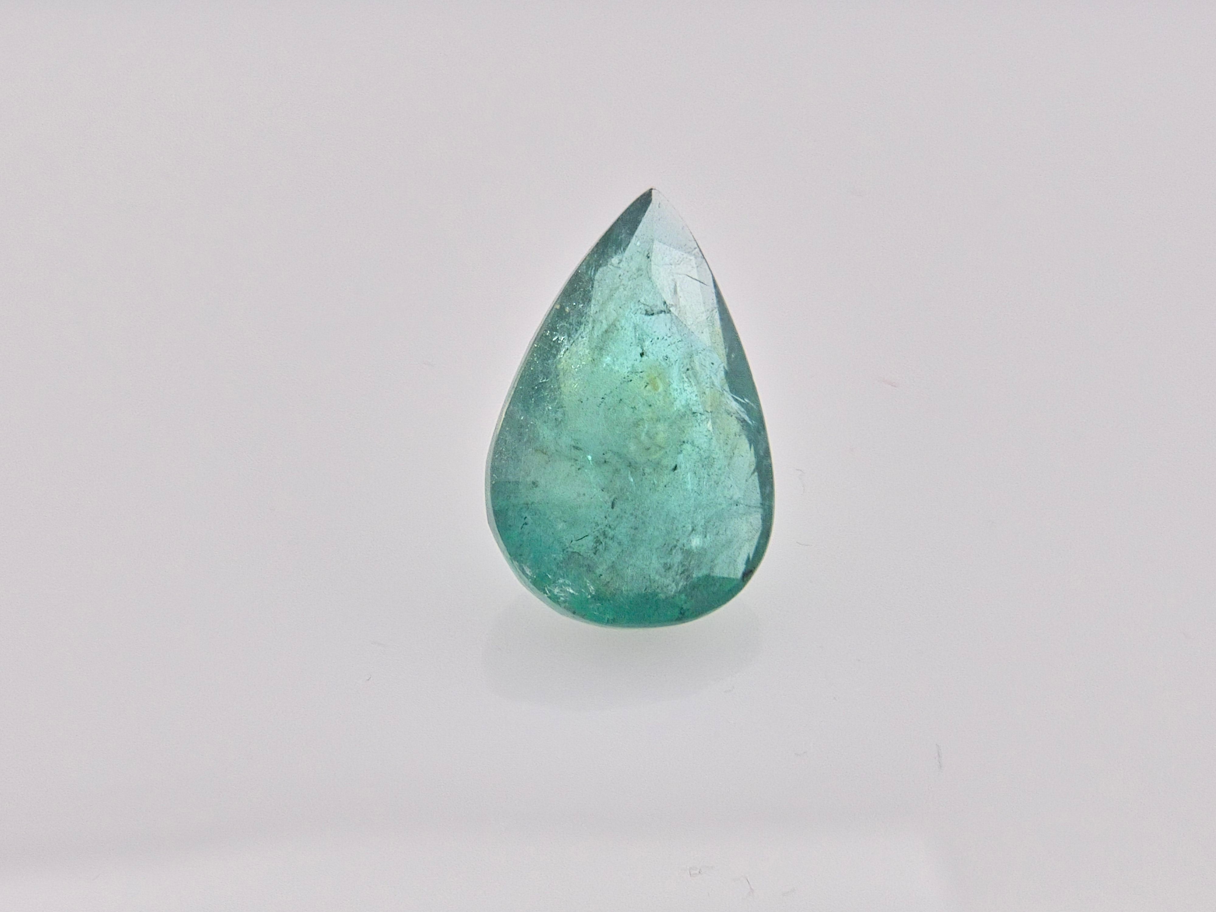 EMERALD - 8.14 Carats