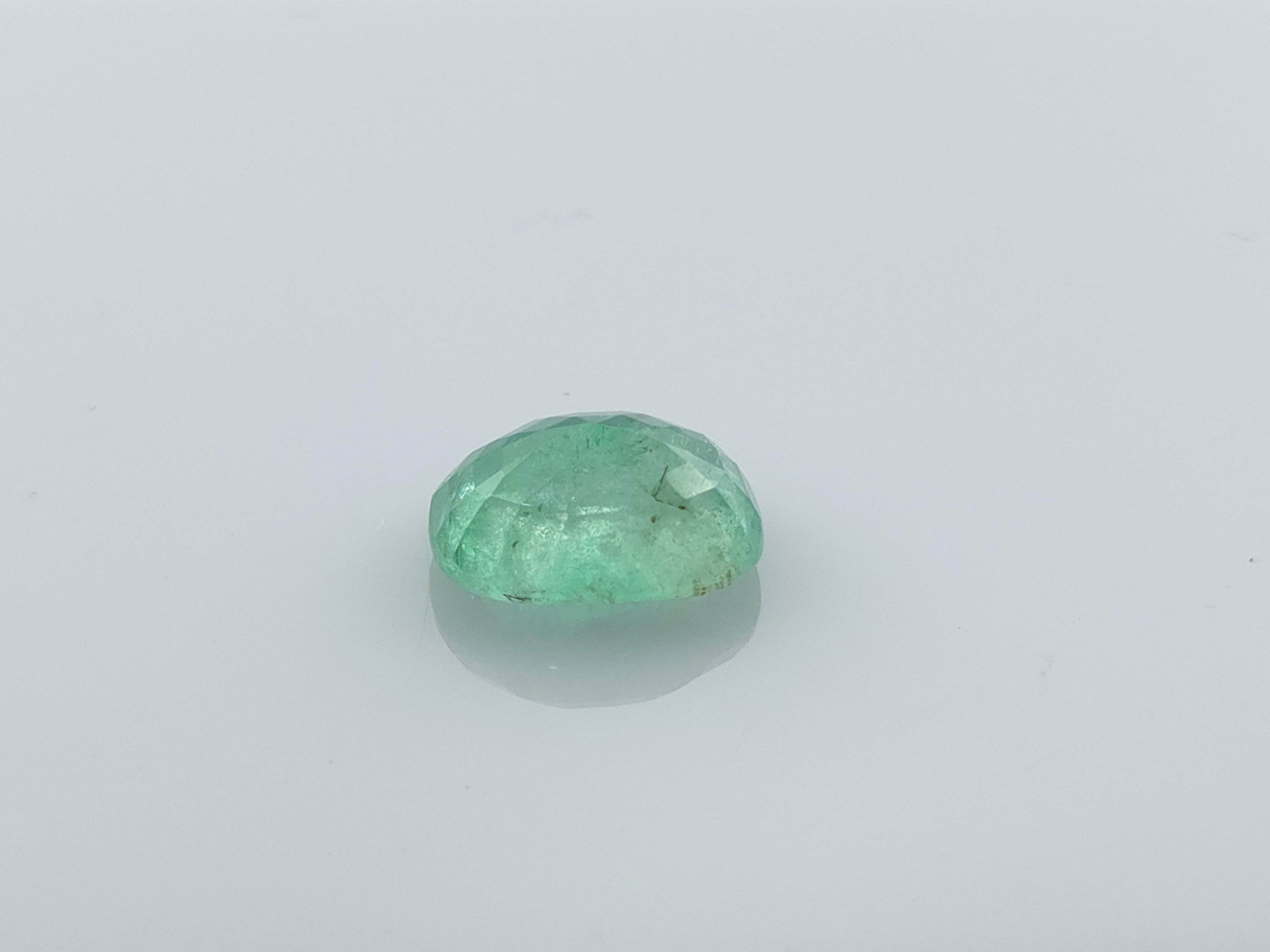 EMERALD - 6.66 CARATS