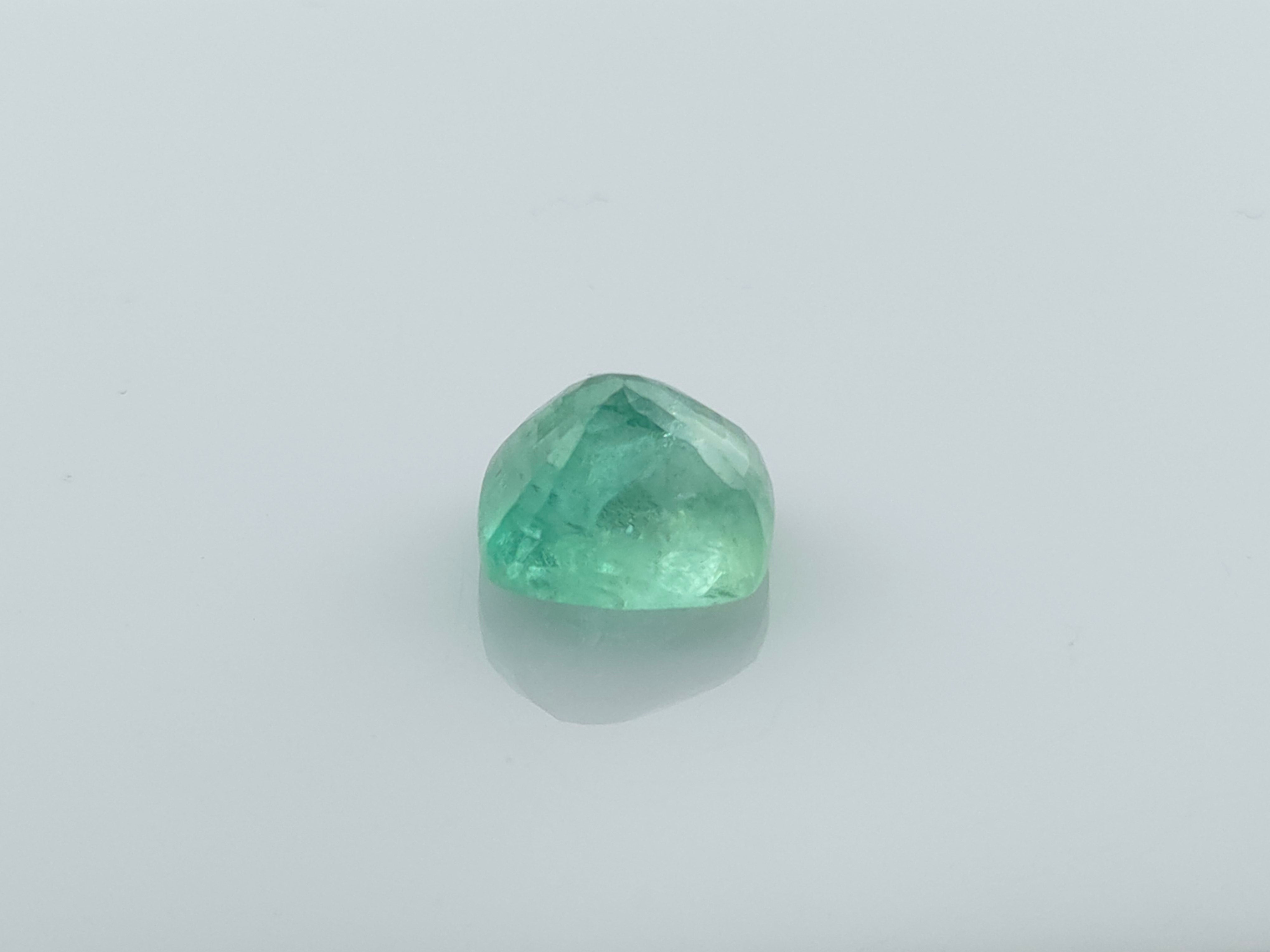 EMERALD - 7.54 CARATS