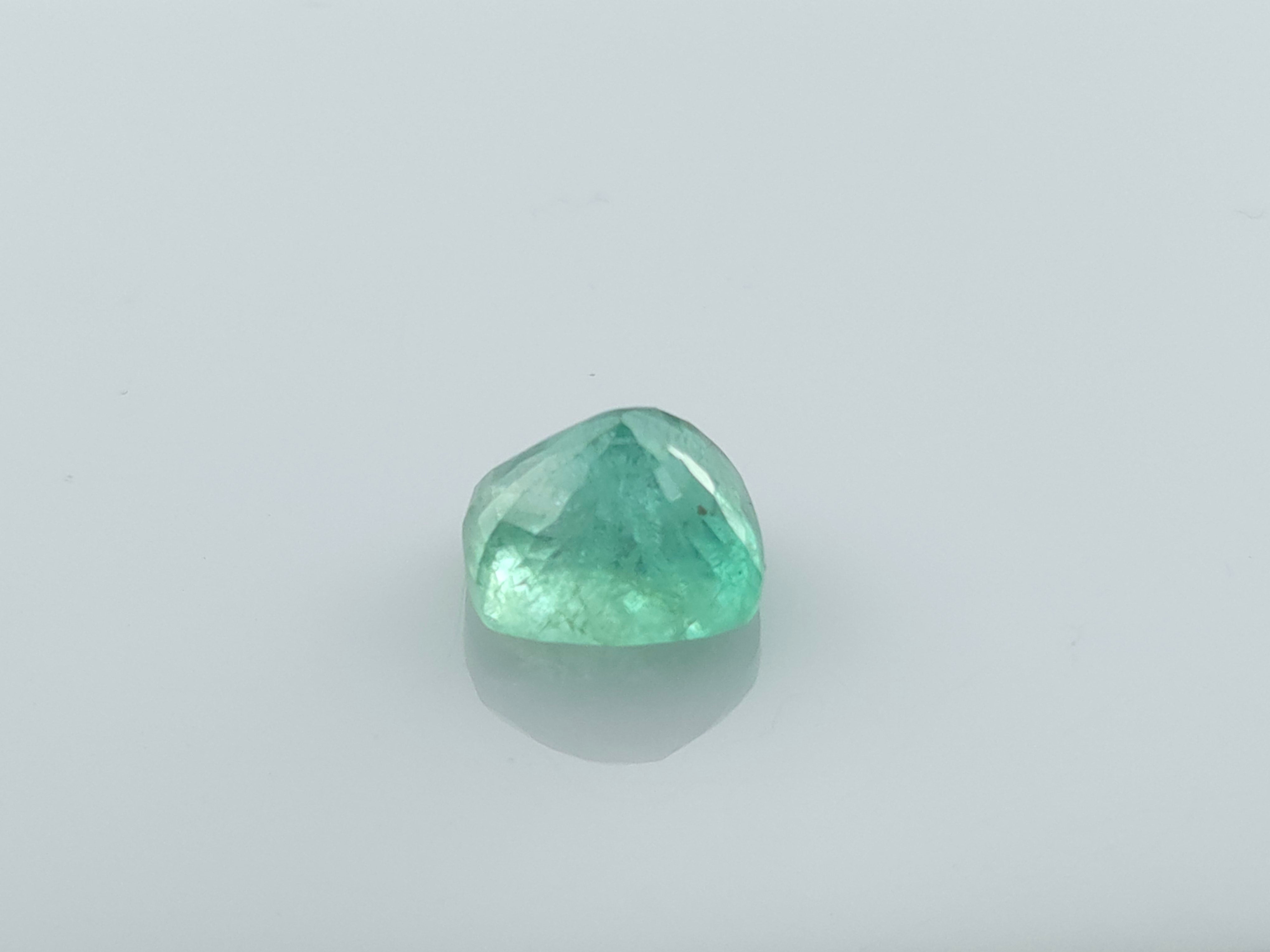 EMERALD - 7.54 CARATS