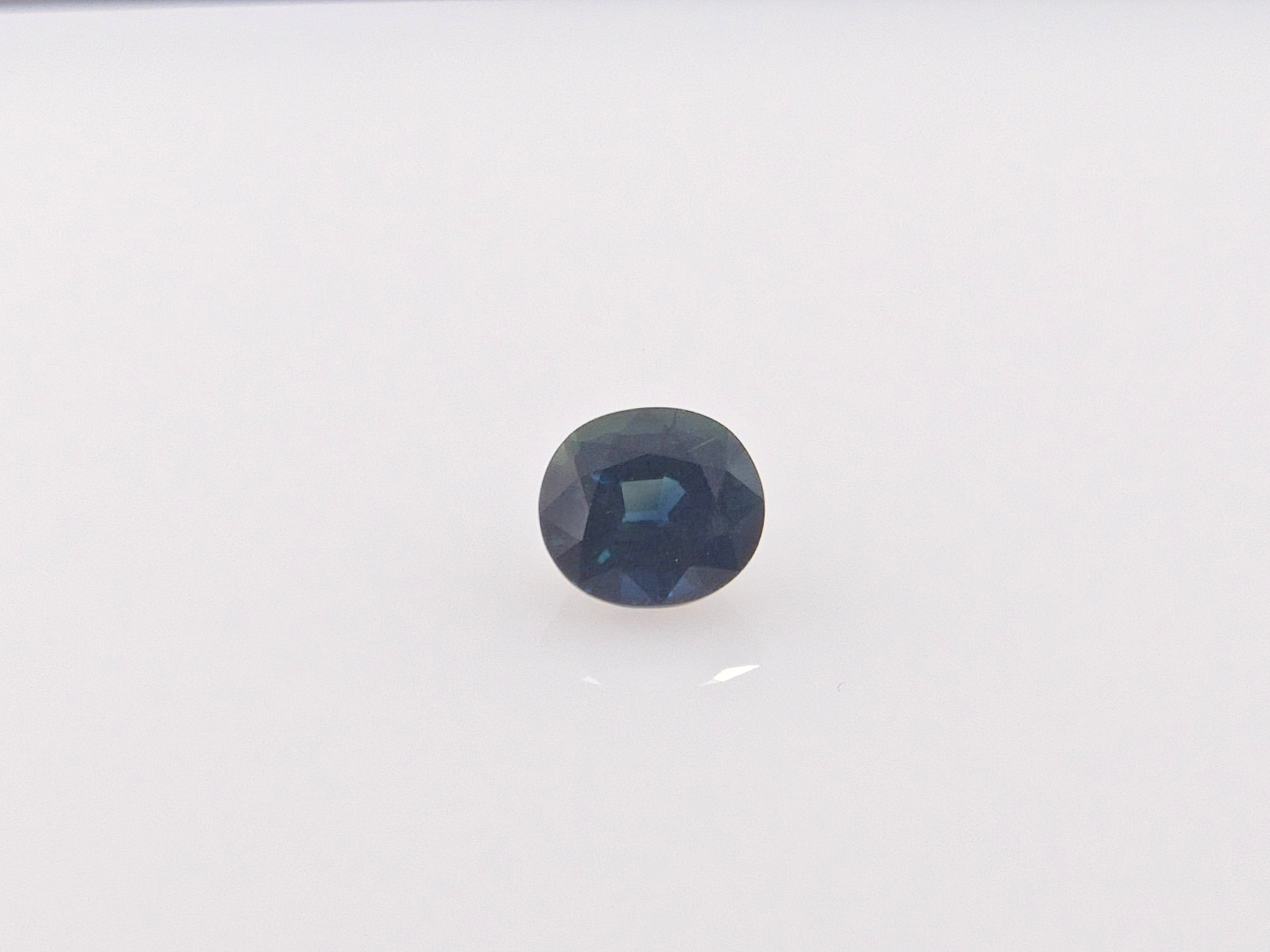 BLUE SAPPHIRE - 2.7 CARATS
