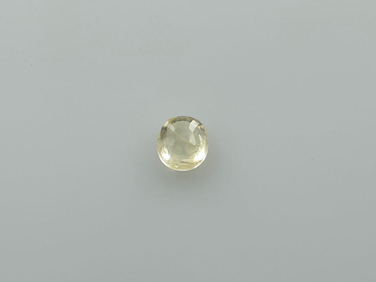 YELLOW SAPPHIRE - 3.03 CARATS