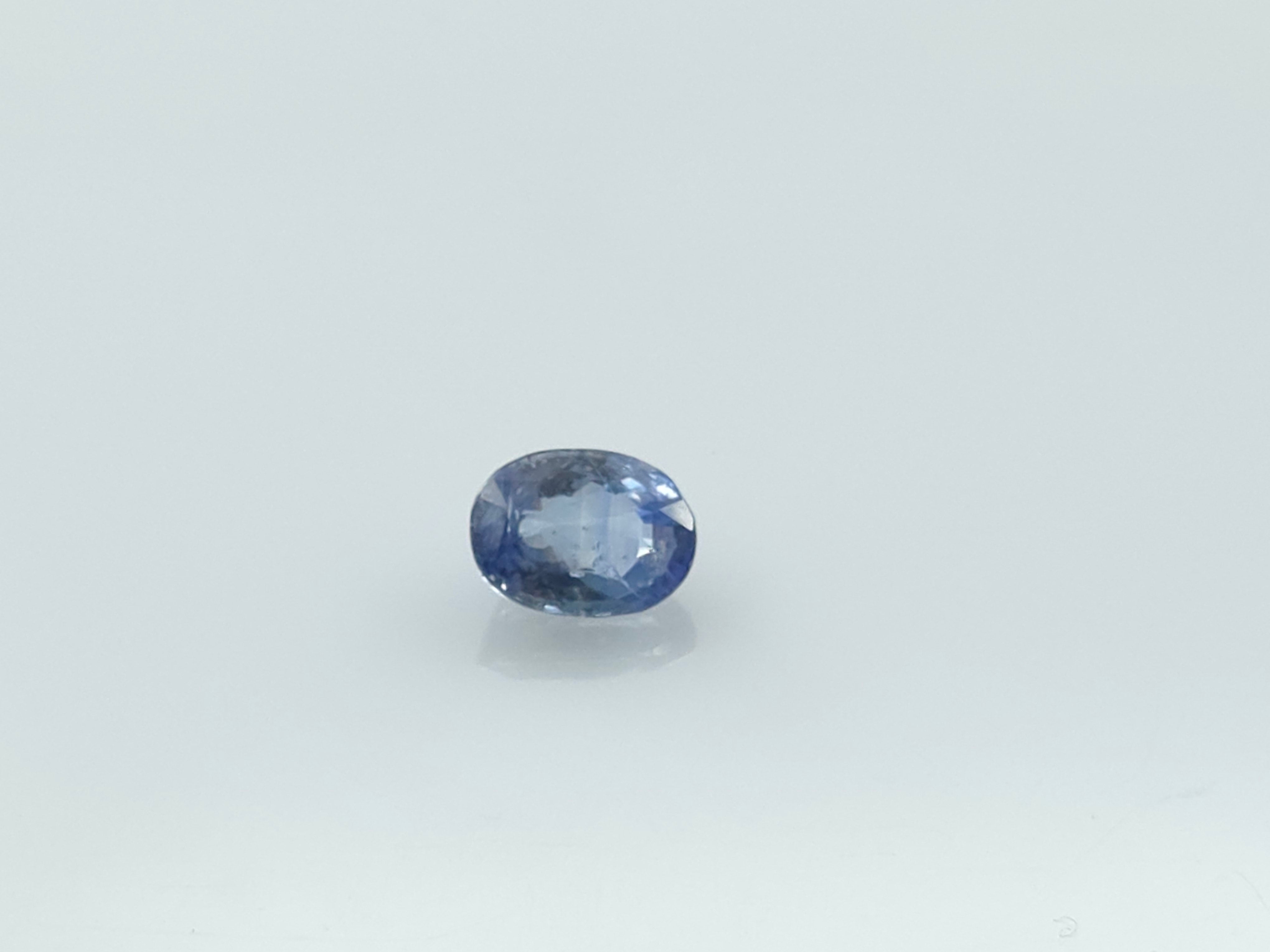 BLUE SAPPHIRE - 3.05 CARATS
