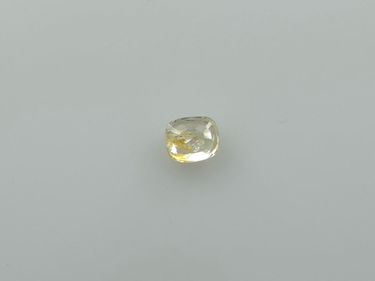 YELLOW SAPPHIRE - 3.03 CARATS