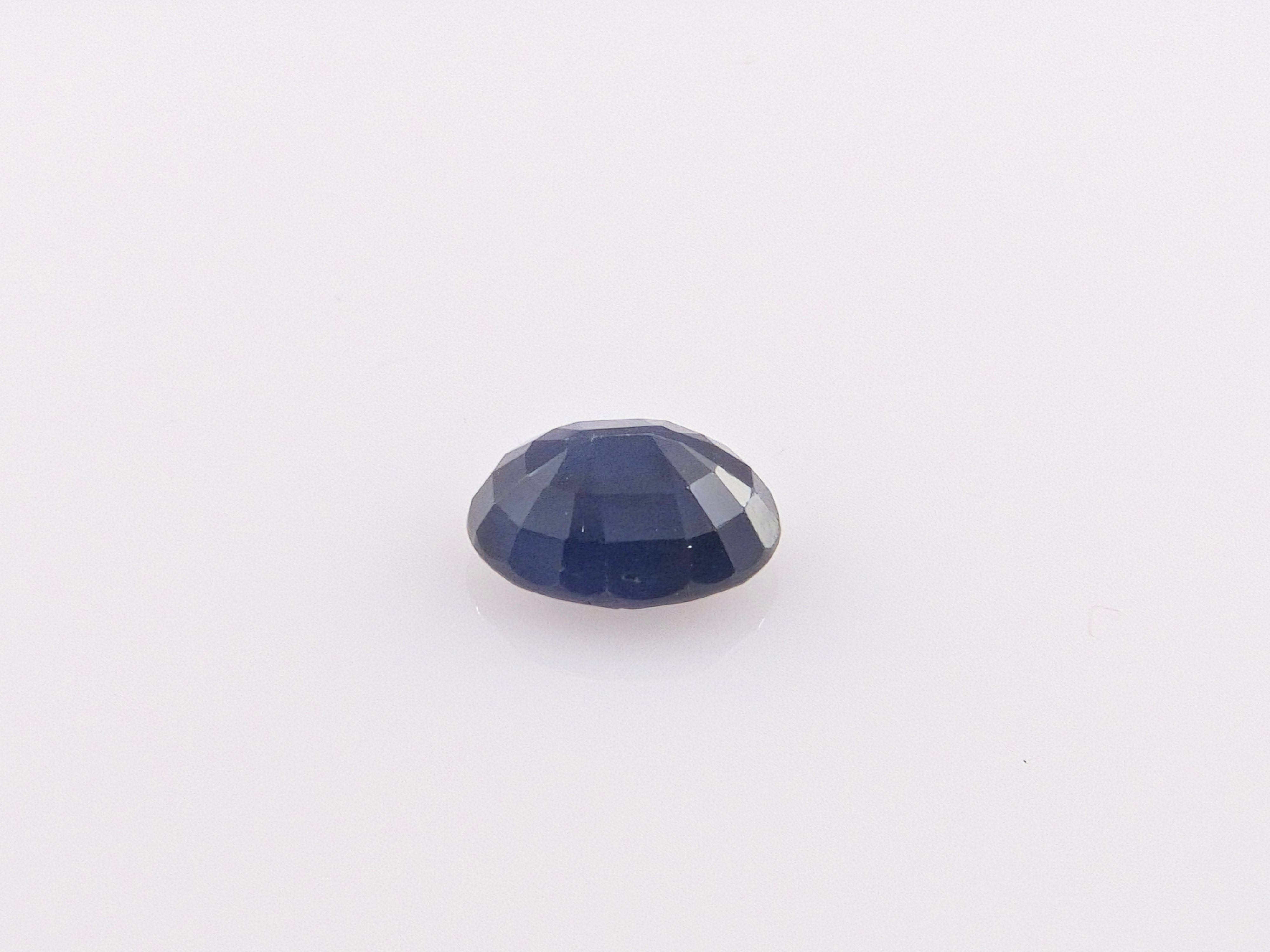 BLUE SAPPHIRE- 4.41Carats