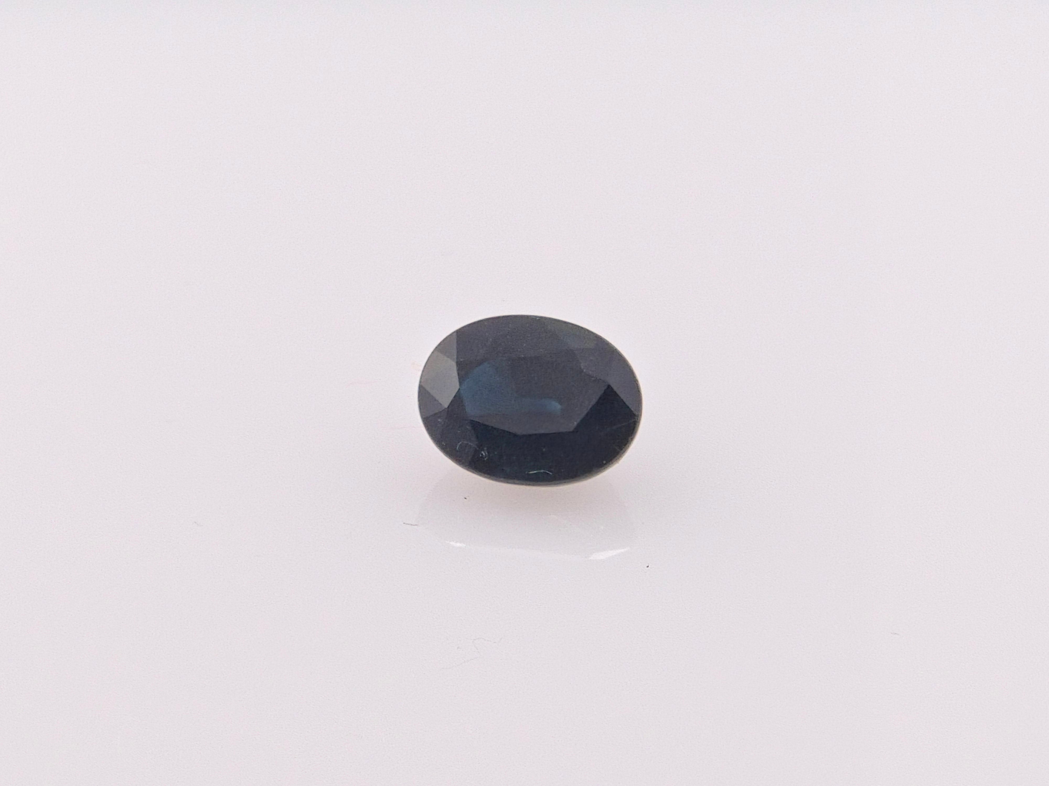 BLUE SAPPHIRE- 2.9 Carats