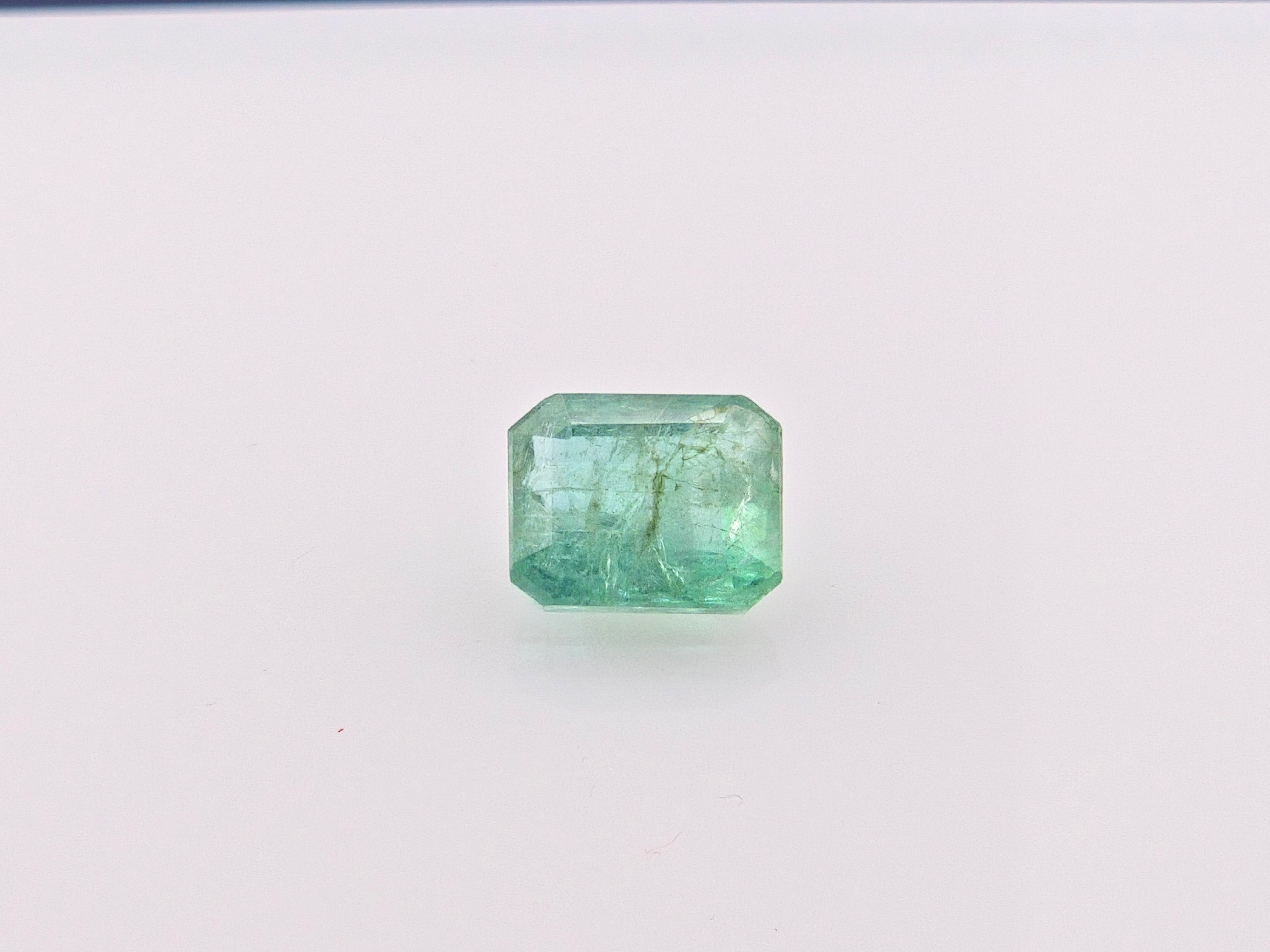 EMERALD- 4.24 Carats
