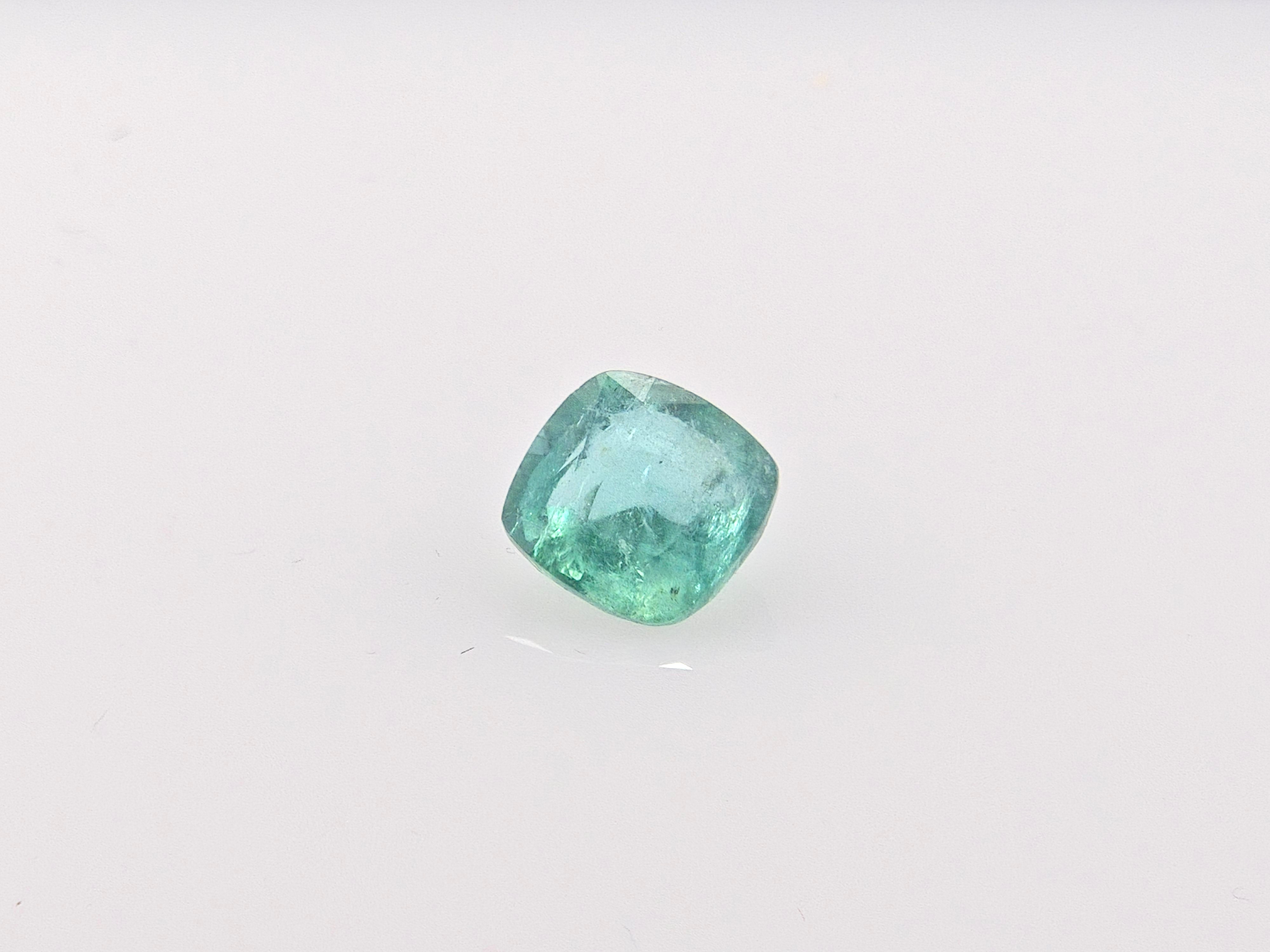 EMERALD-  3 Carats