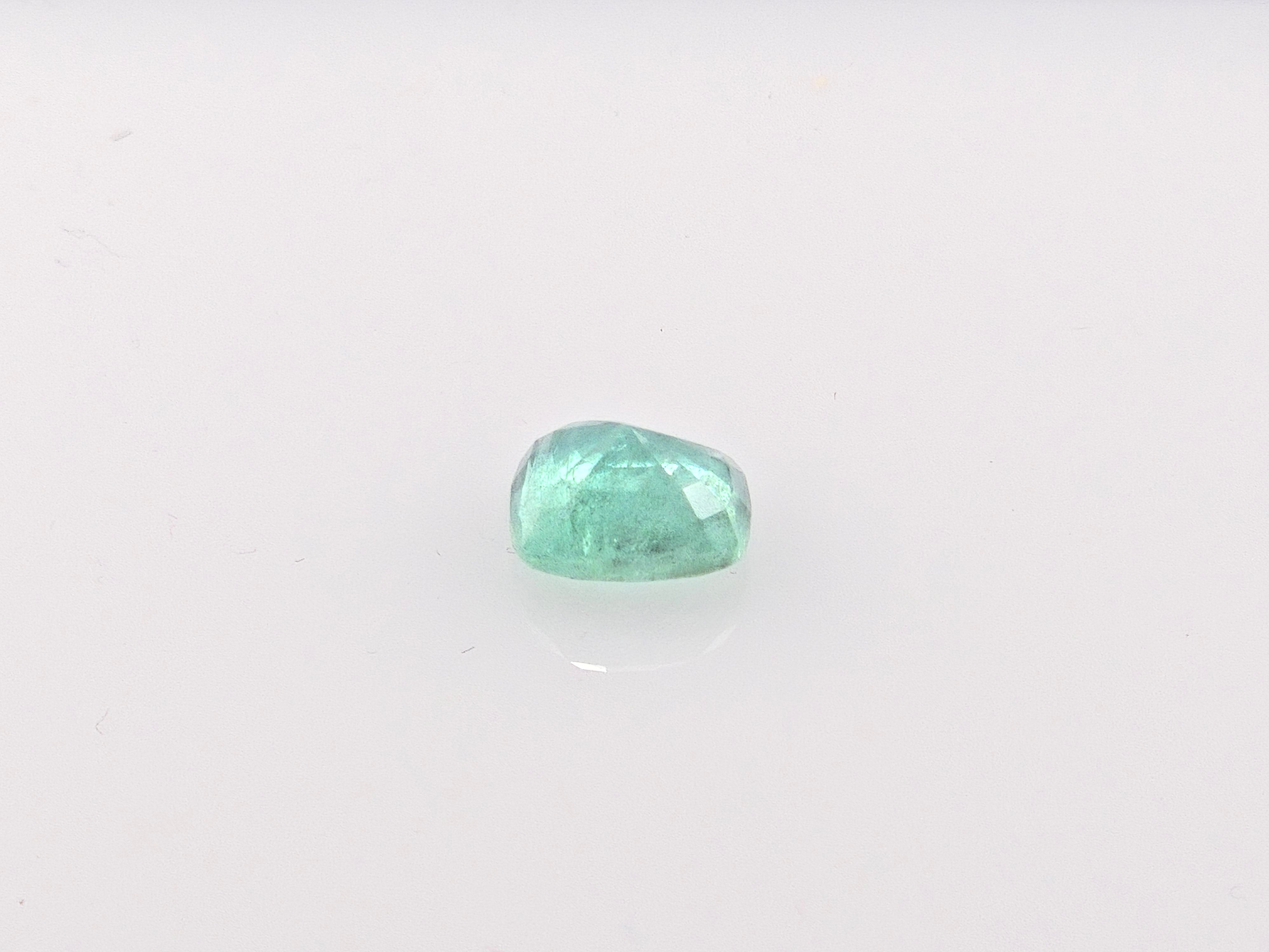 EMERALD-  3 Carats