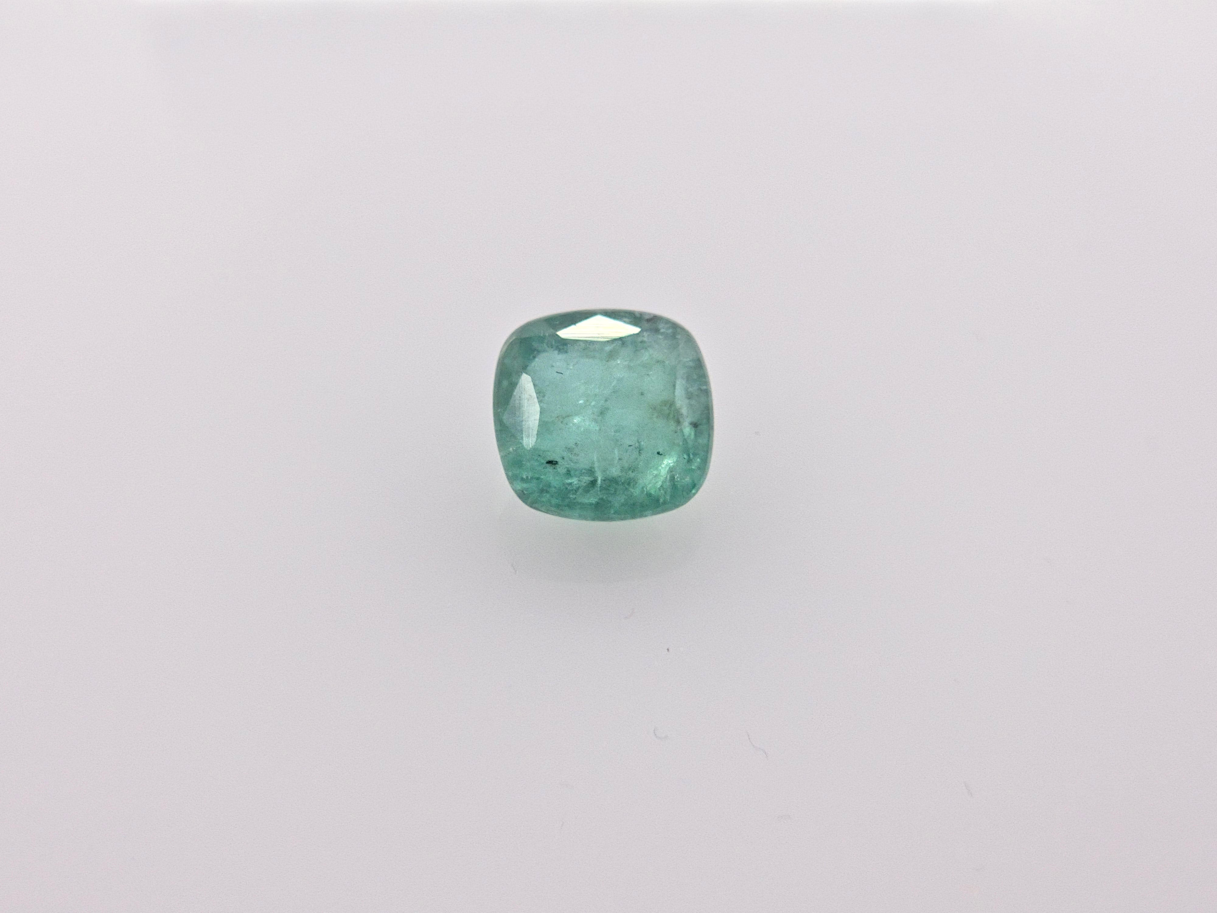 EMERALD-  4.04 Carats