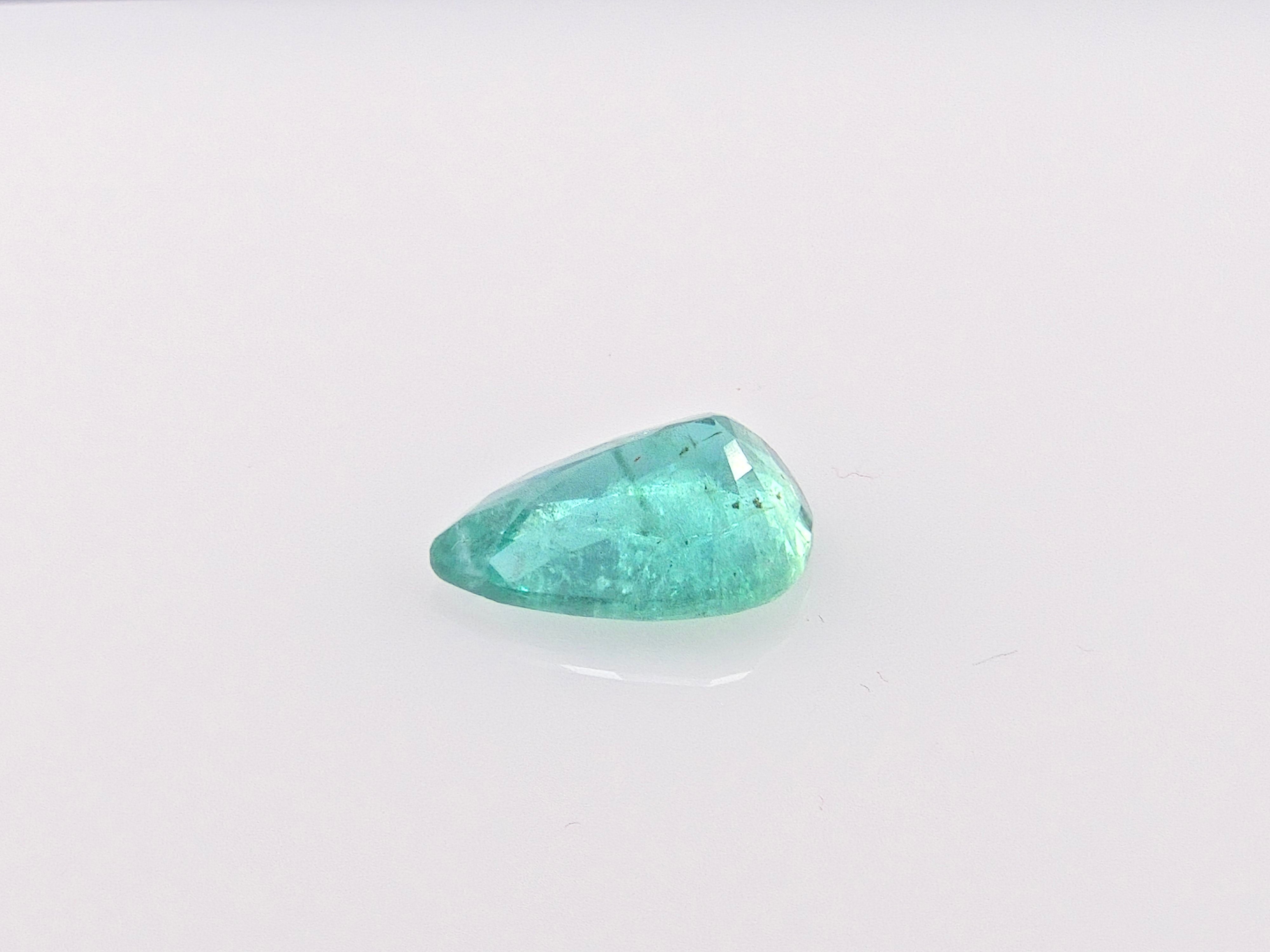 EMERALD-  4.39 Carats
