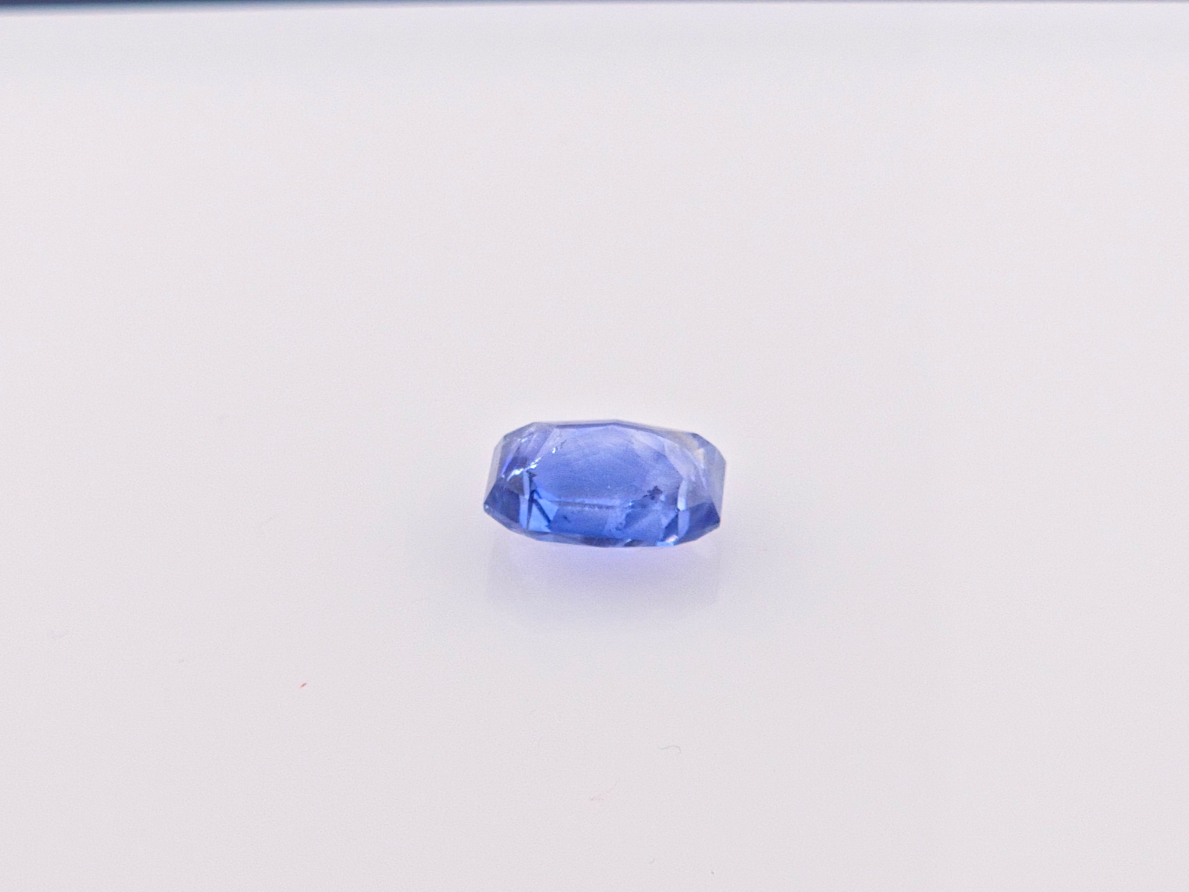 BLUE SAPPHIRE-  3.54 Carats