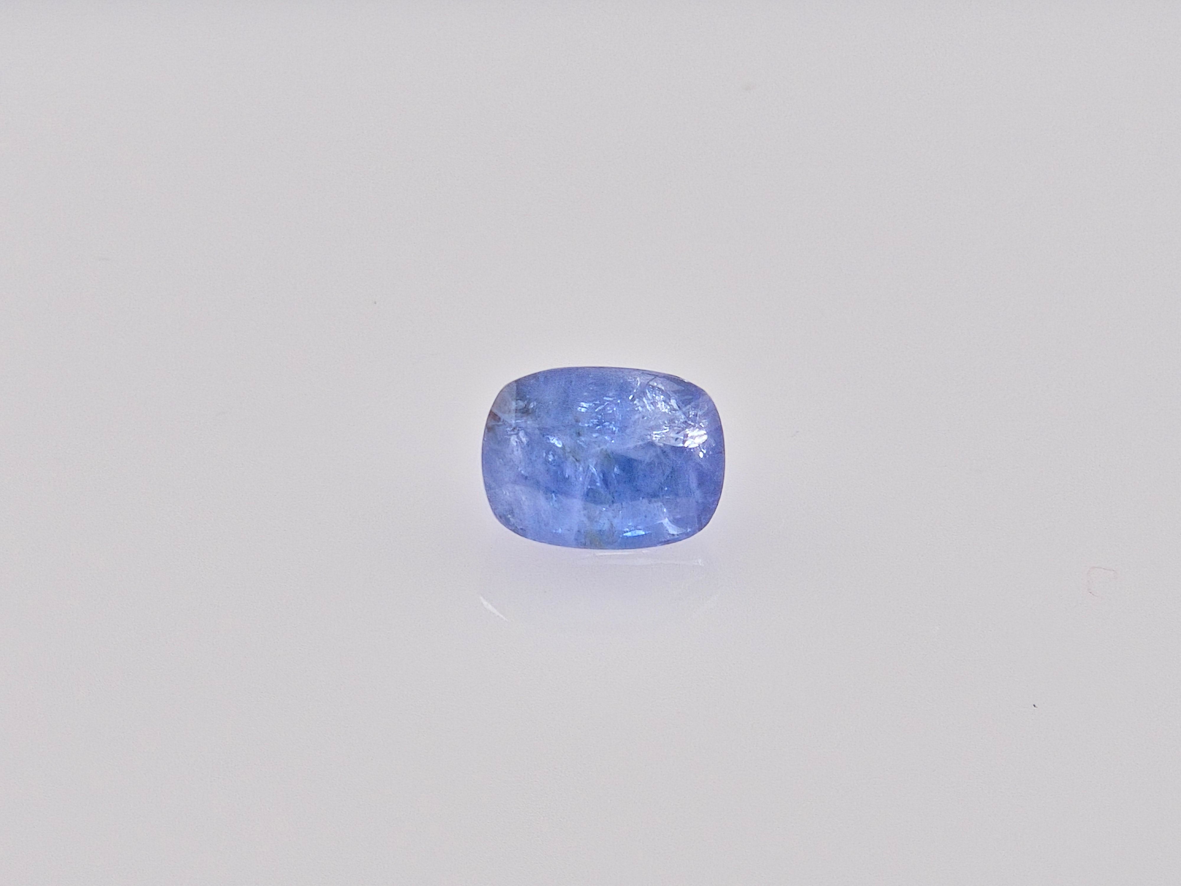 BLUE SAPPHIRE-  3.36 Carats