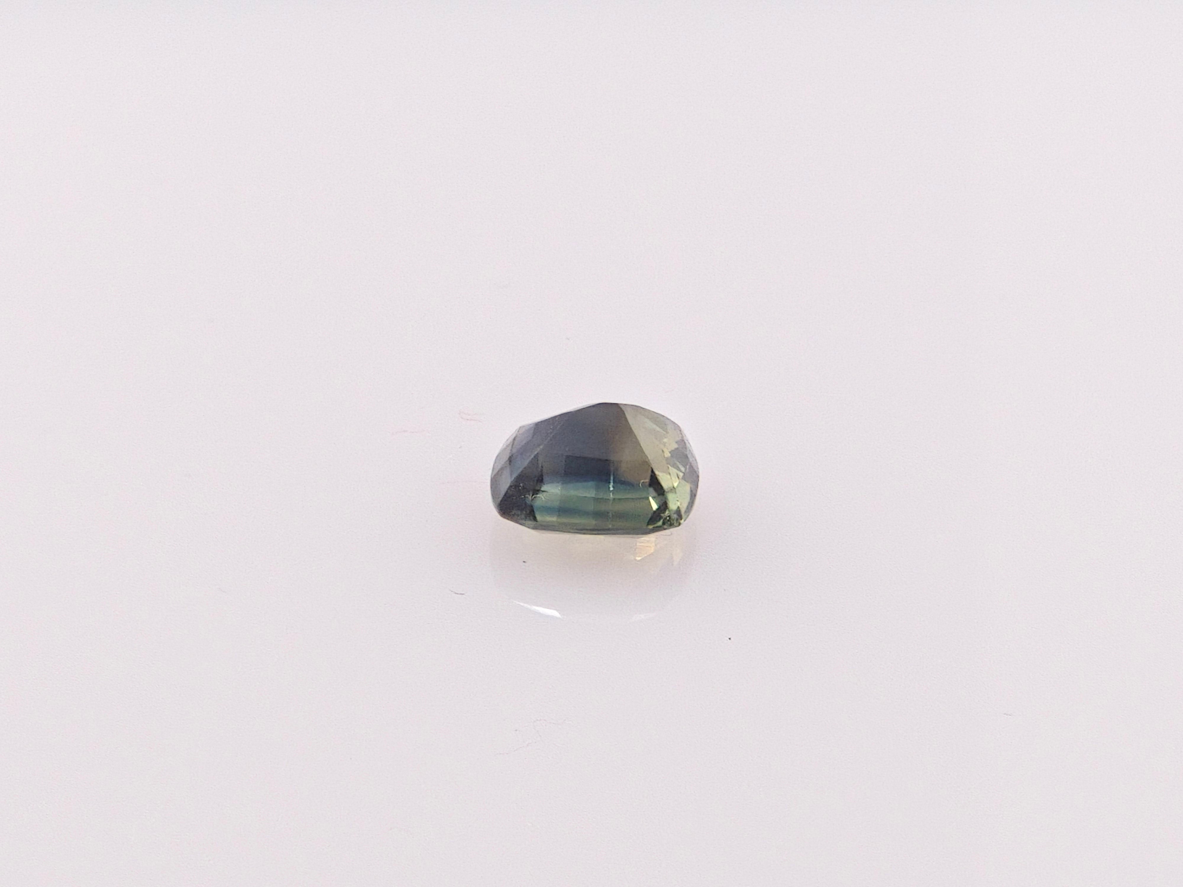 GREEN SAPPHIRE - 2.16 CARATS