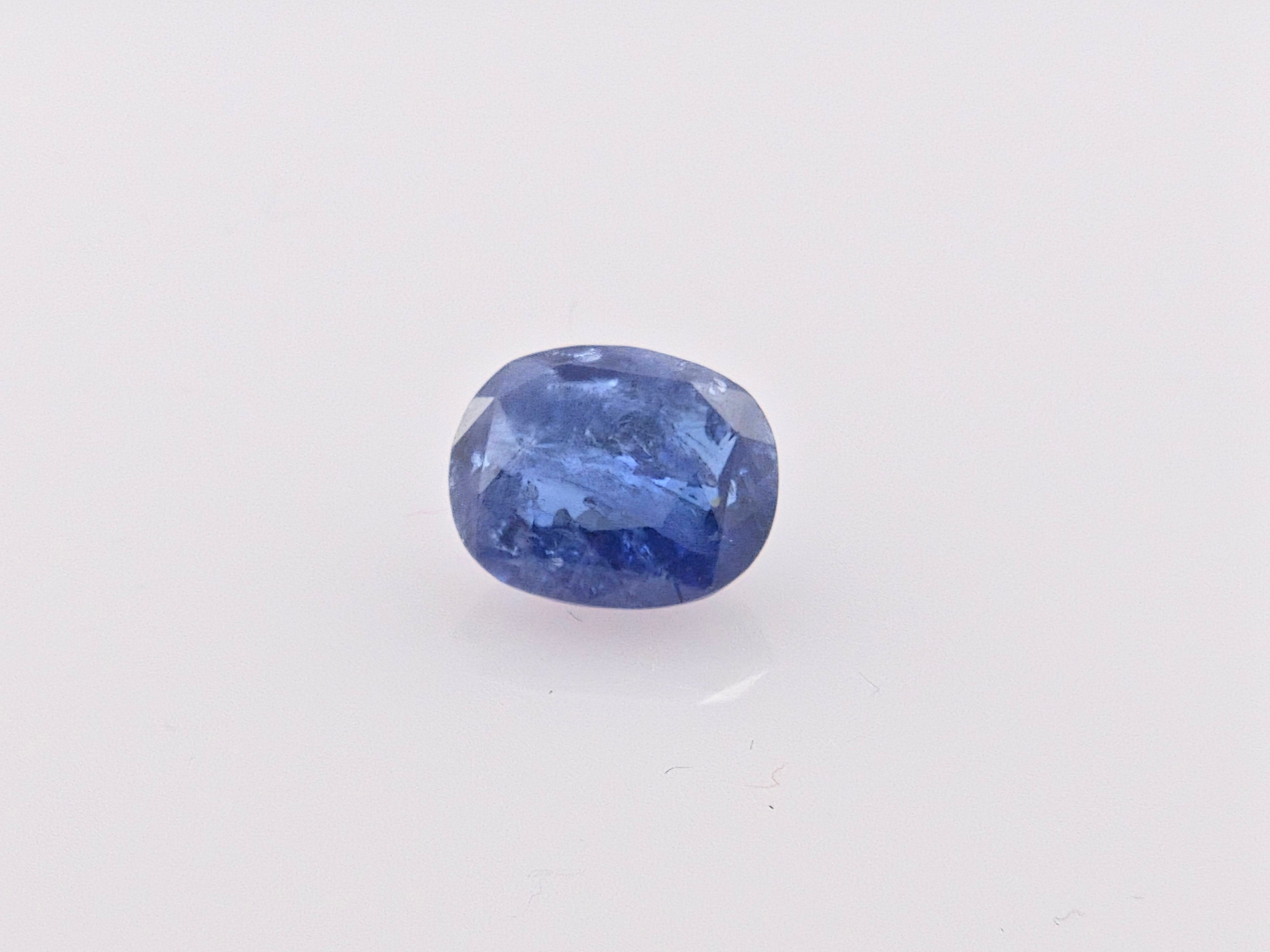 BLUE SAPPHIRE - 3.35 Carats