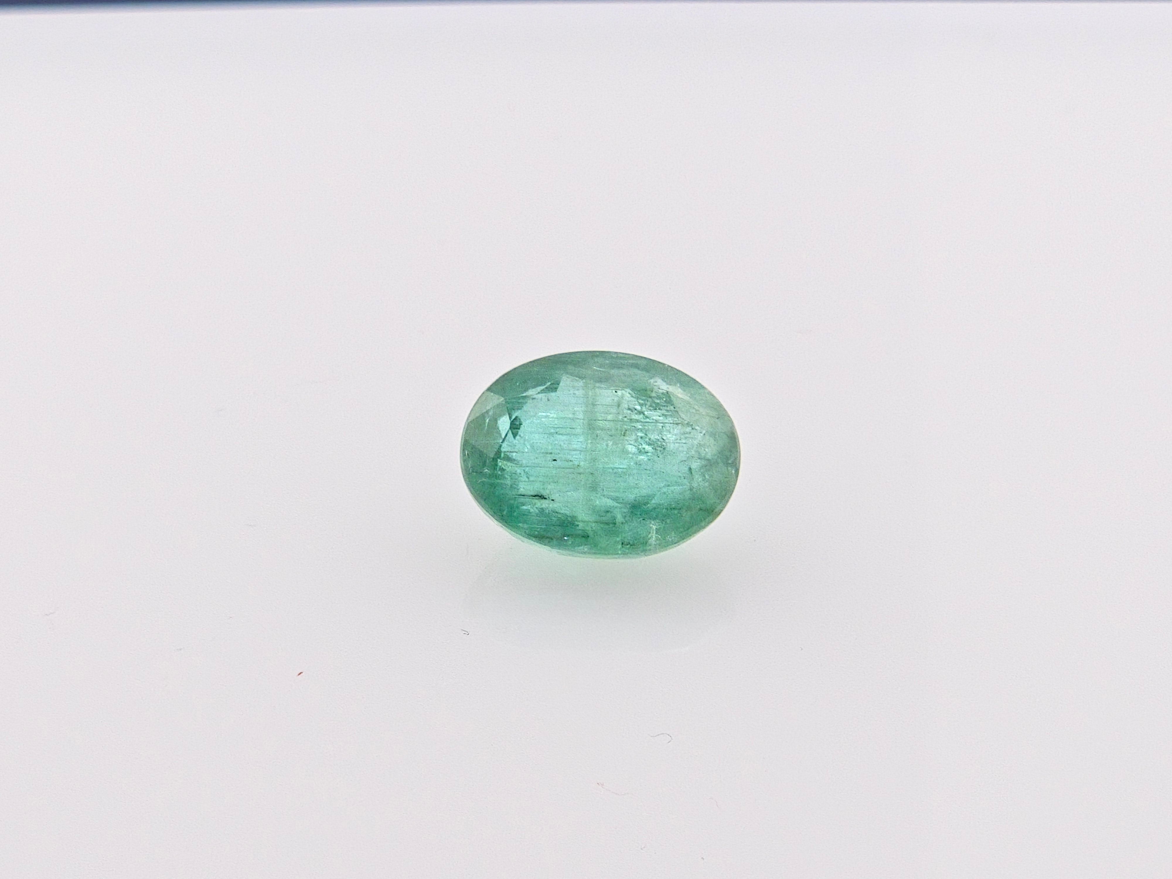 EMERALD-  3.77 Carats