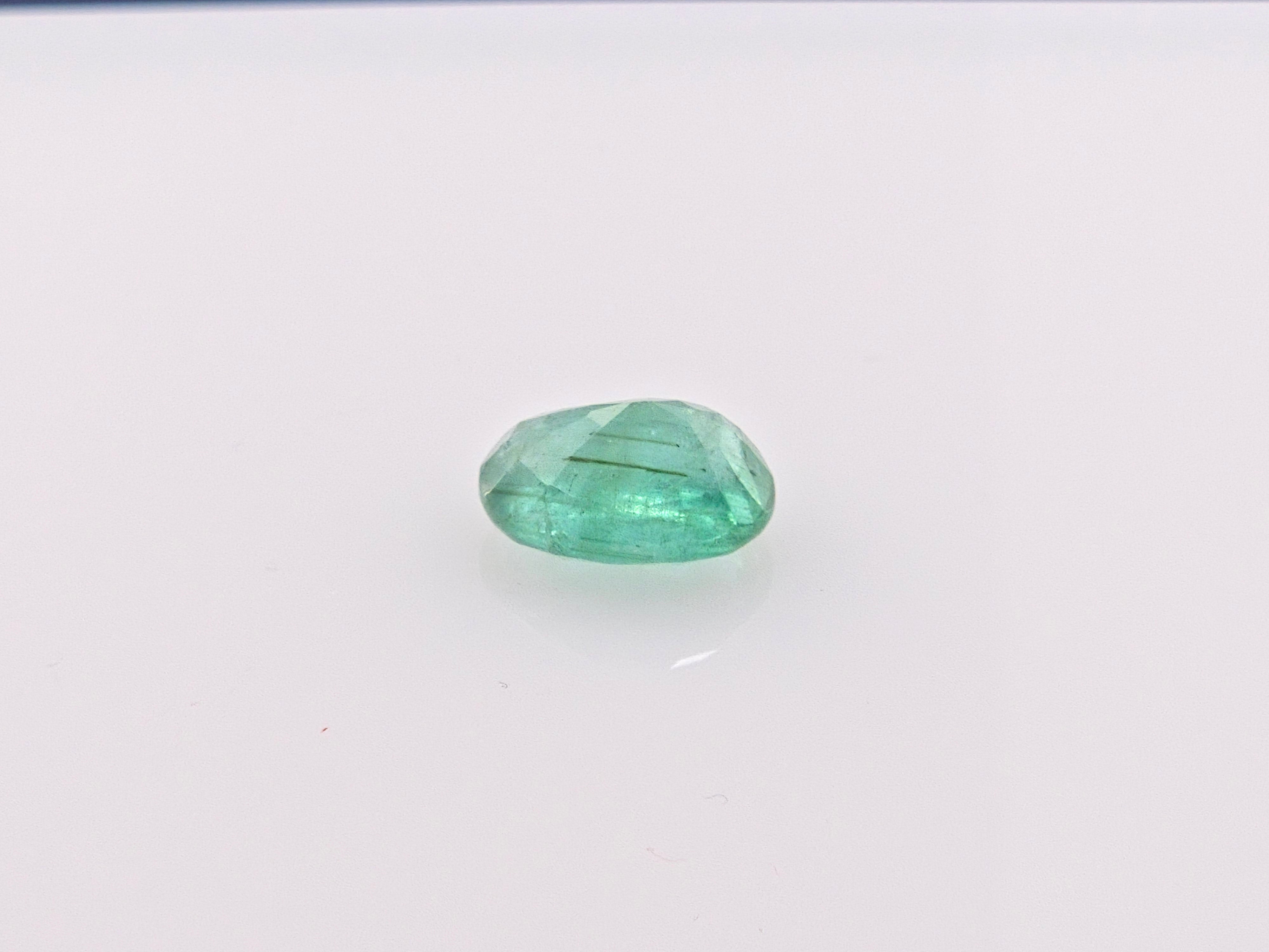 EMERALD-  3.77 Carats