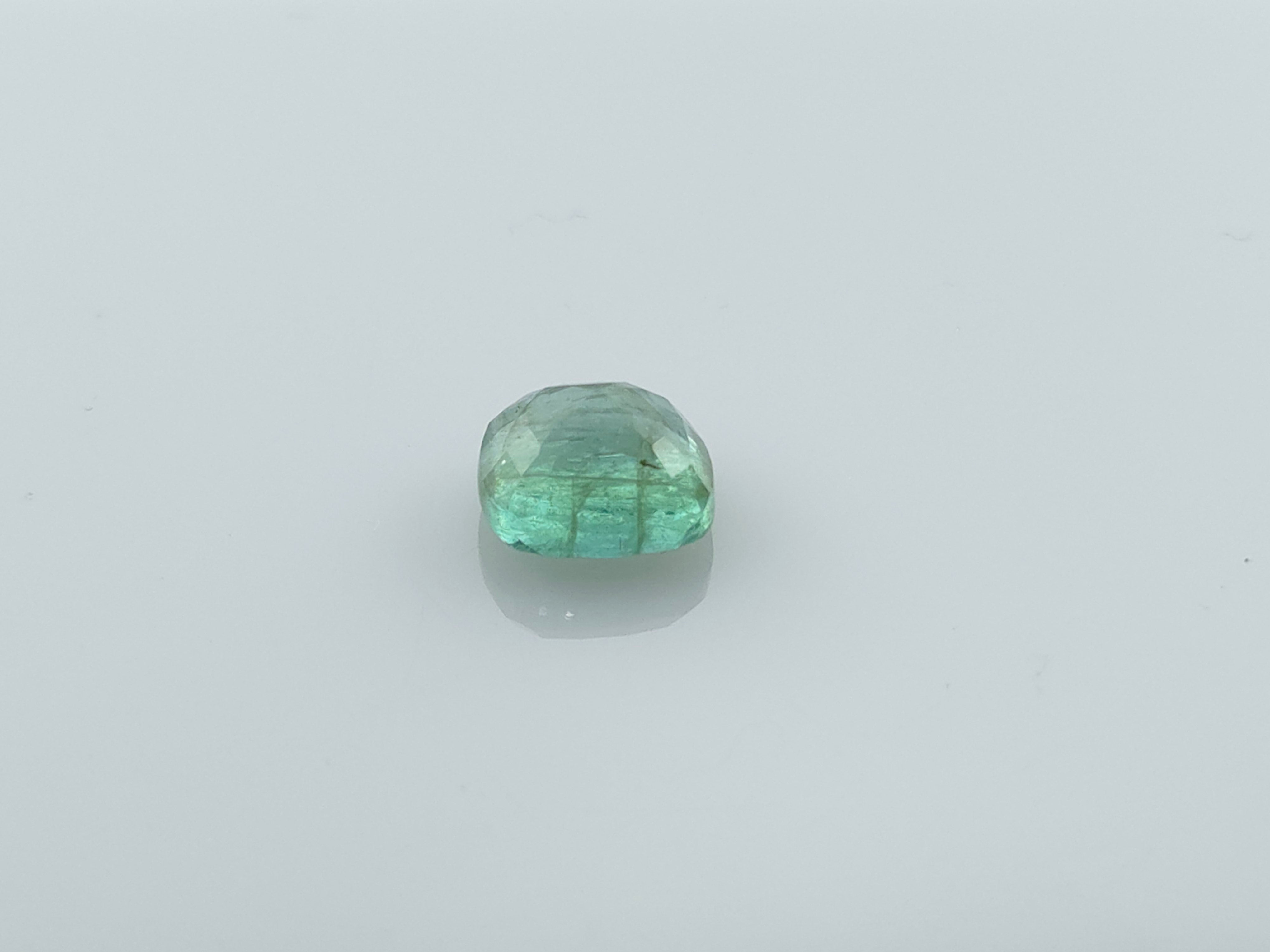 EMERALD - 4 CARATS