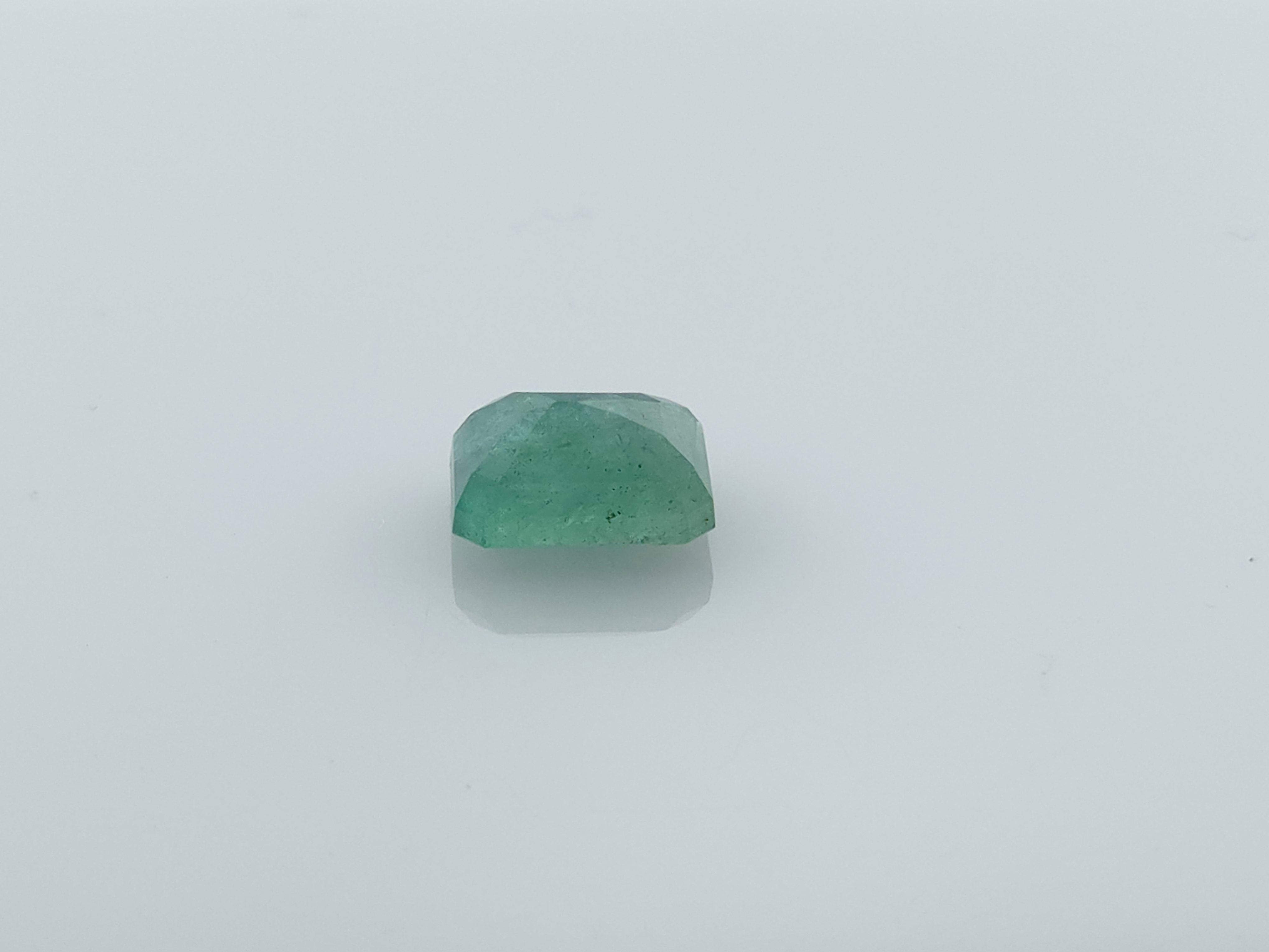 EMERALD - 4.02 CARATS