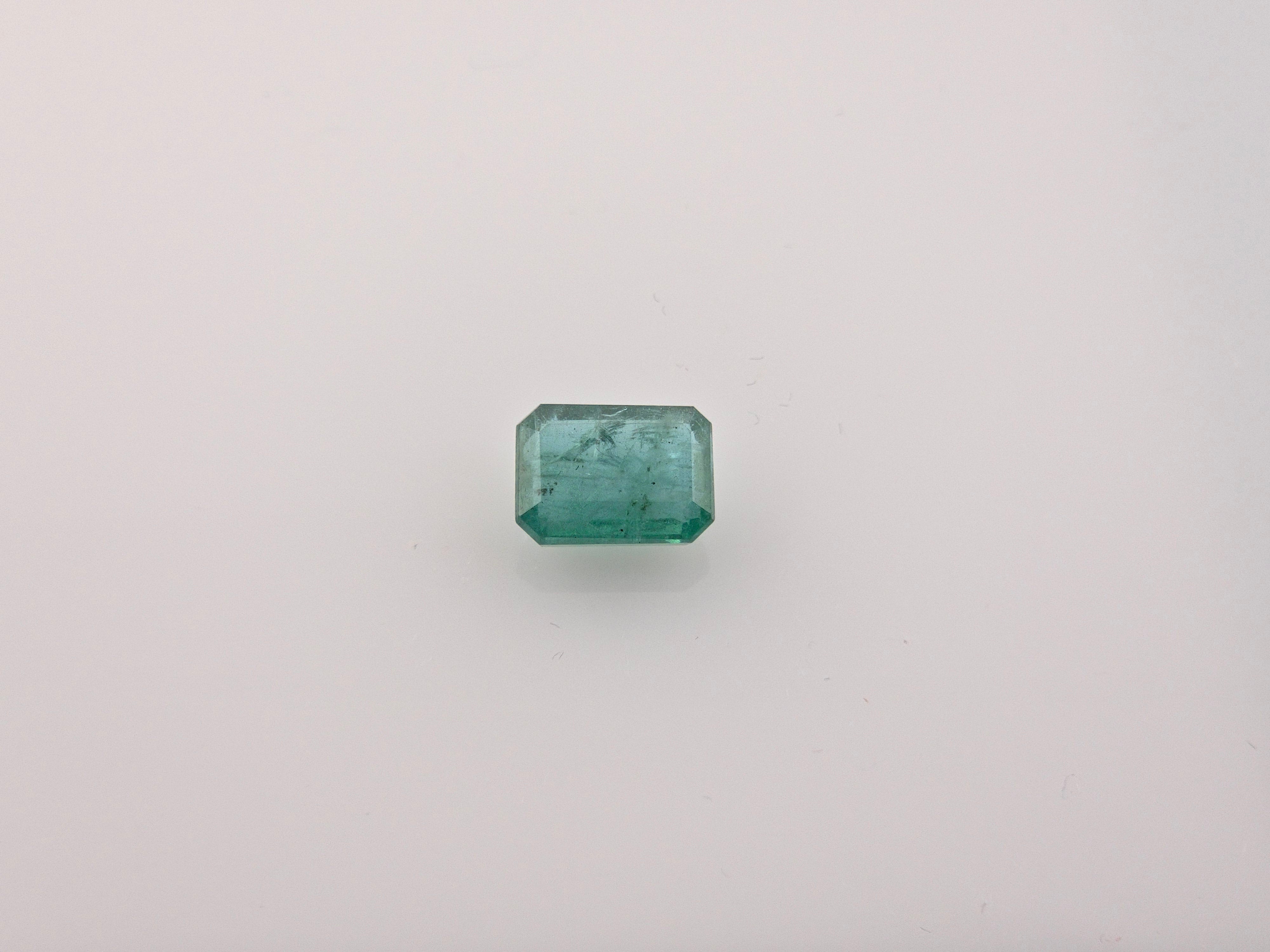 EMERALD-   3.69 Carats