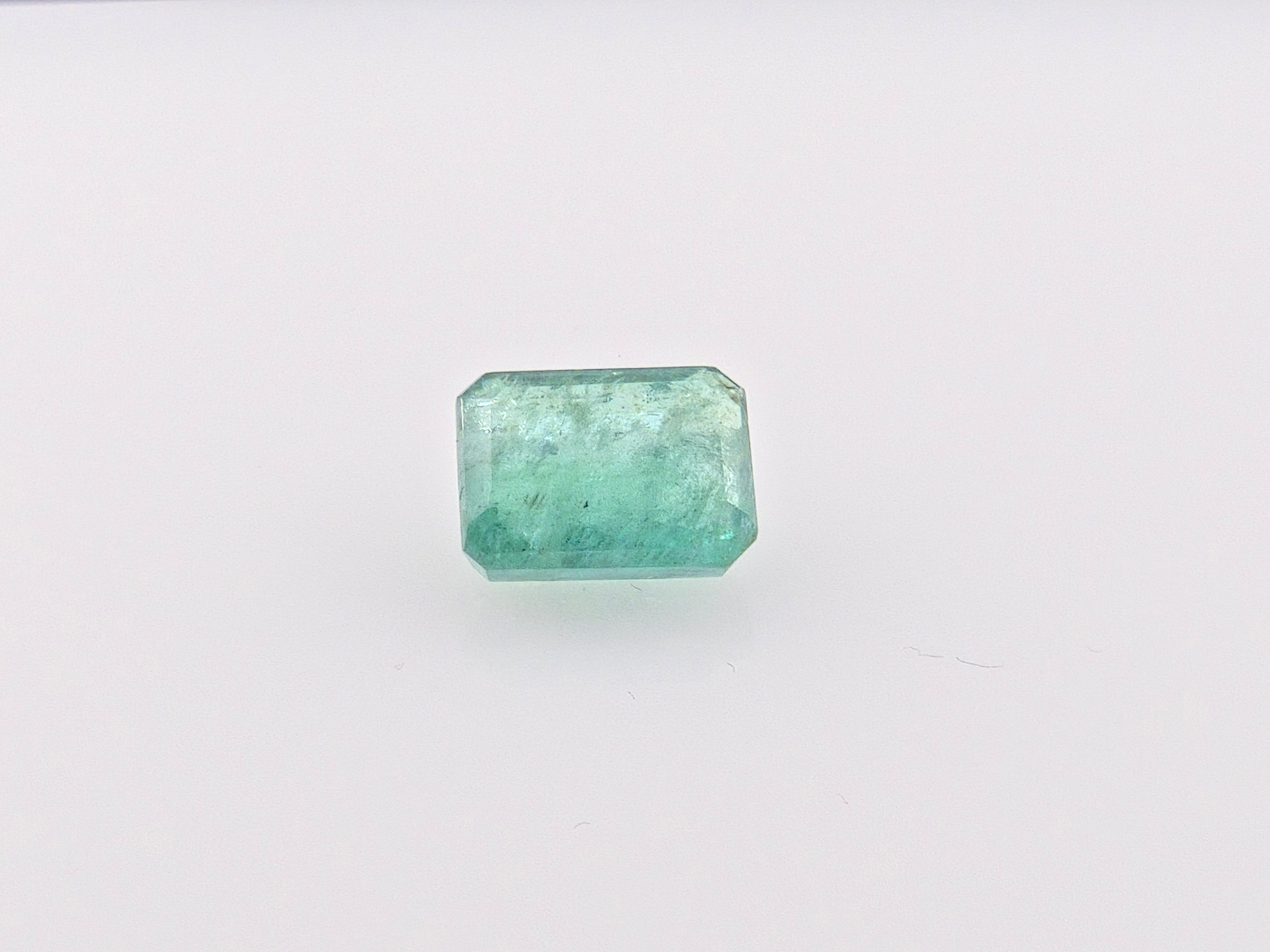 EMERALD- 4.18 Carats