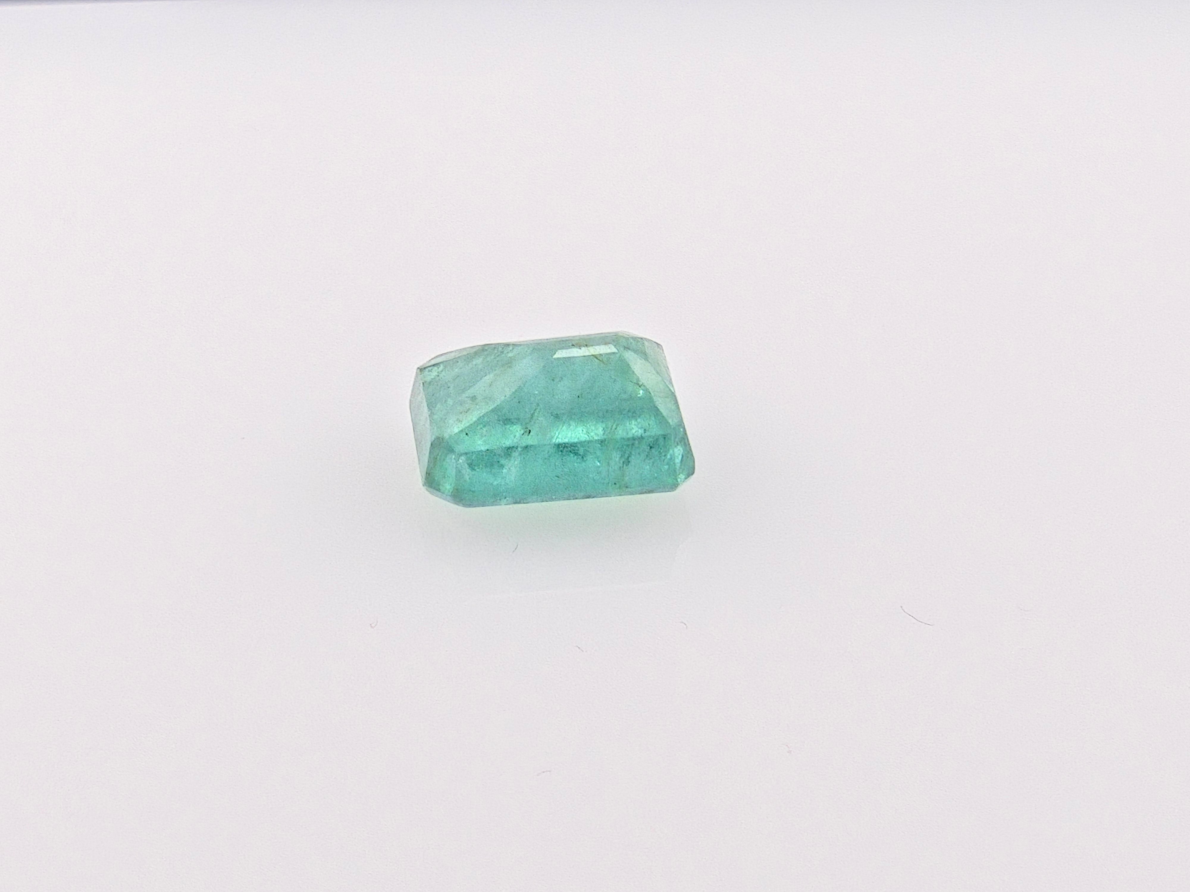 EMERALD- 4.18 Carats
