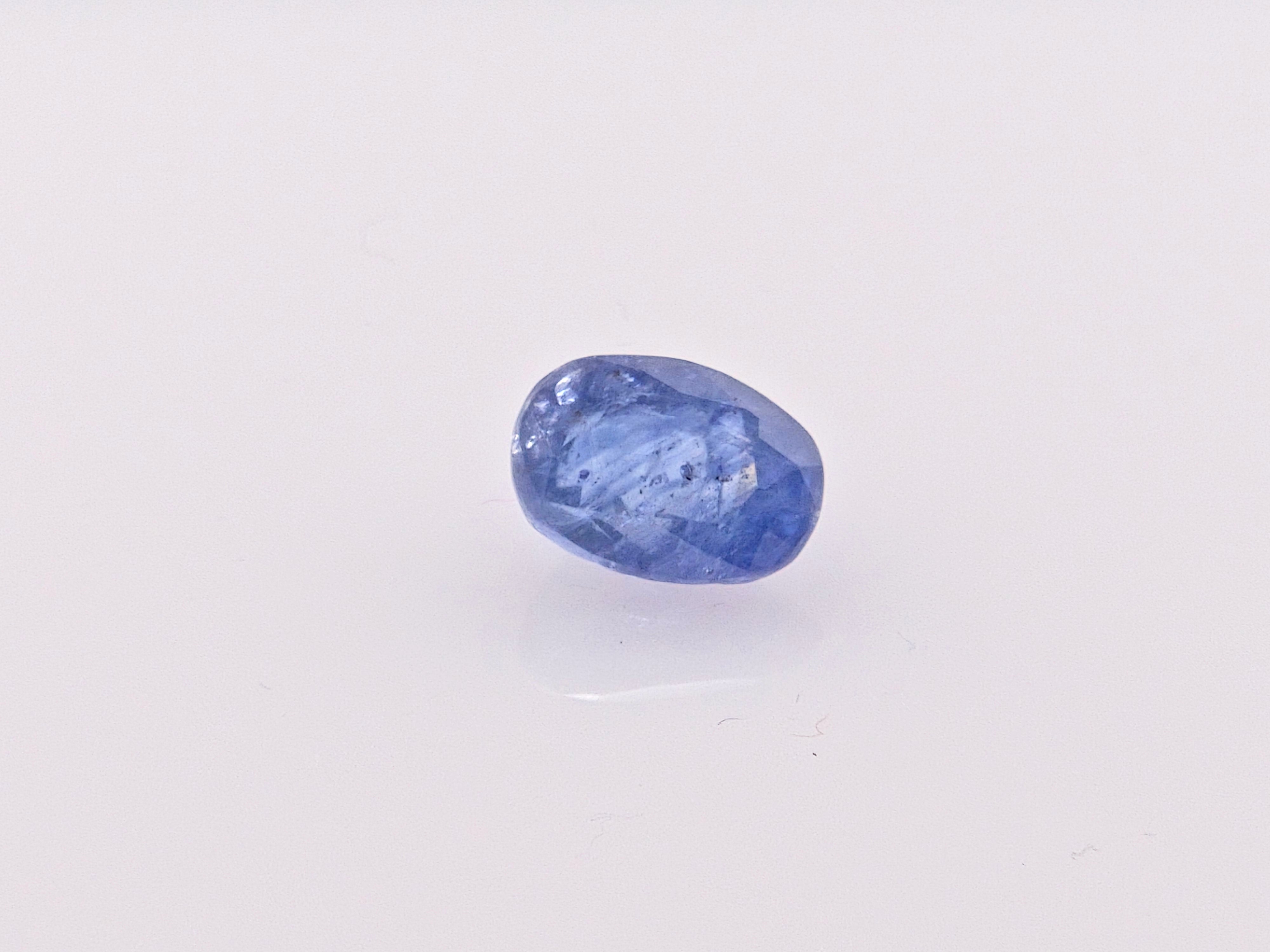 BLUE SAPPHIRE- 3.71 Carats