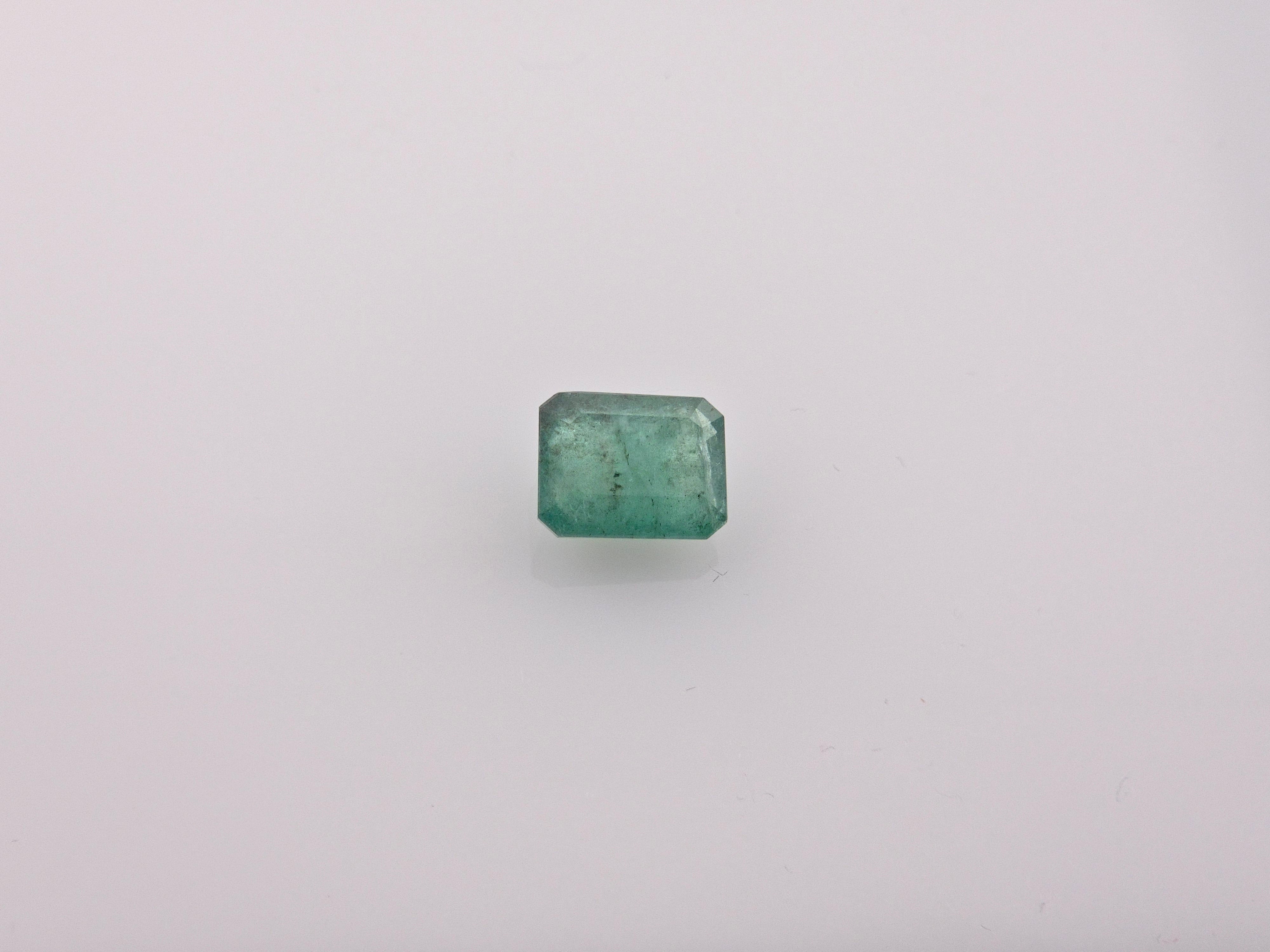 EMERALD- 3.91 Carats